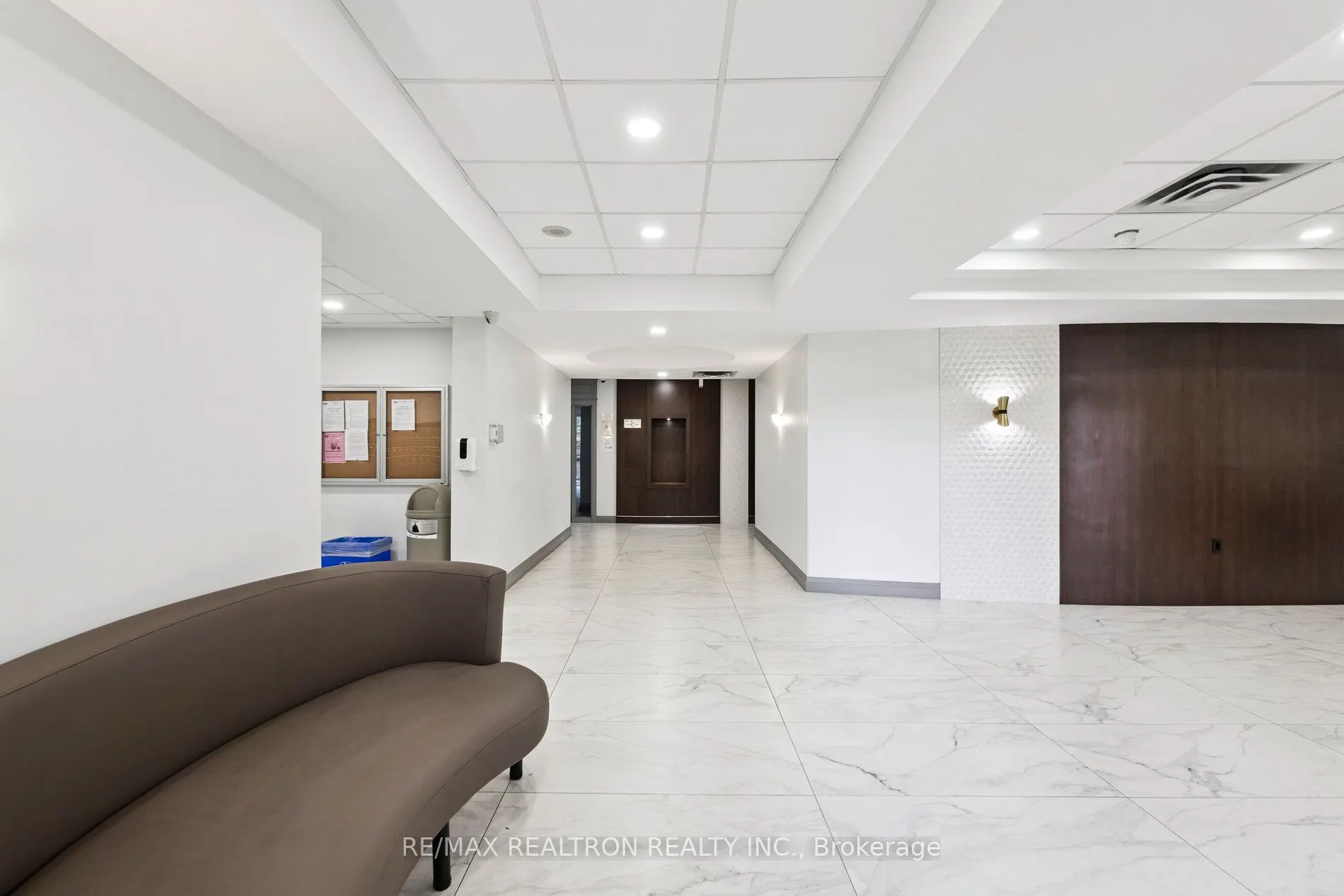 650 Lawrence Avenue W, #735