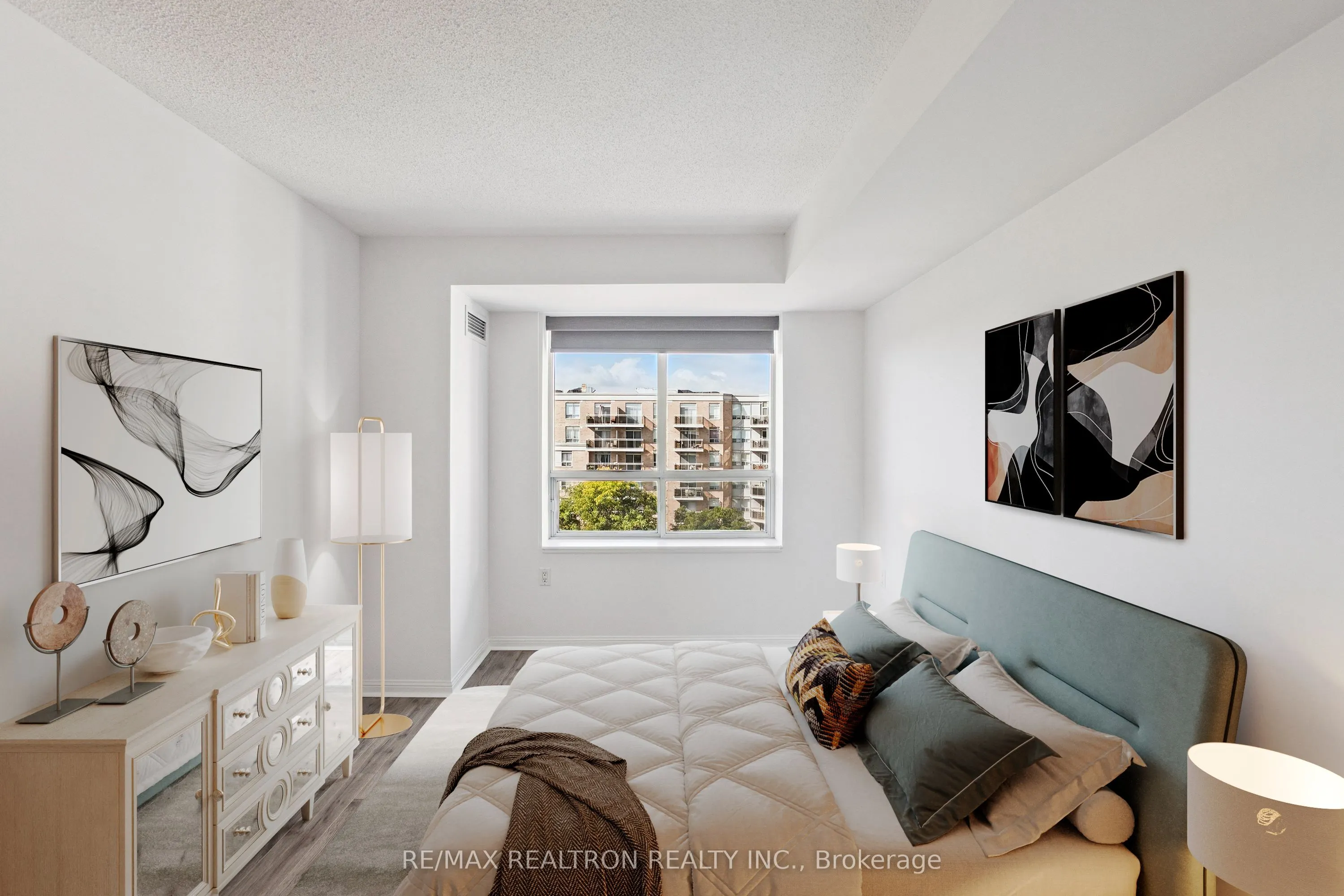 650 Lawrence Avenue W, #735