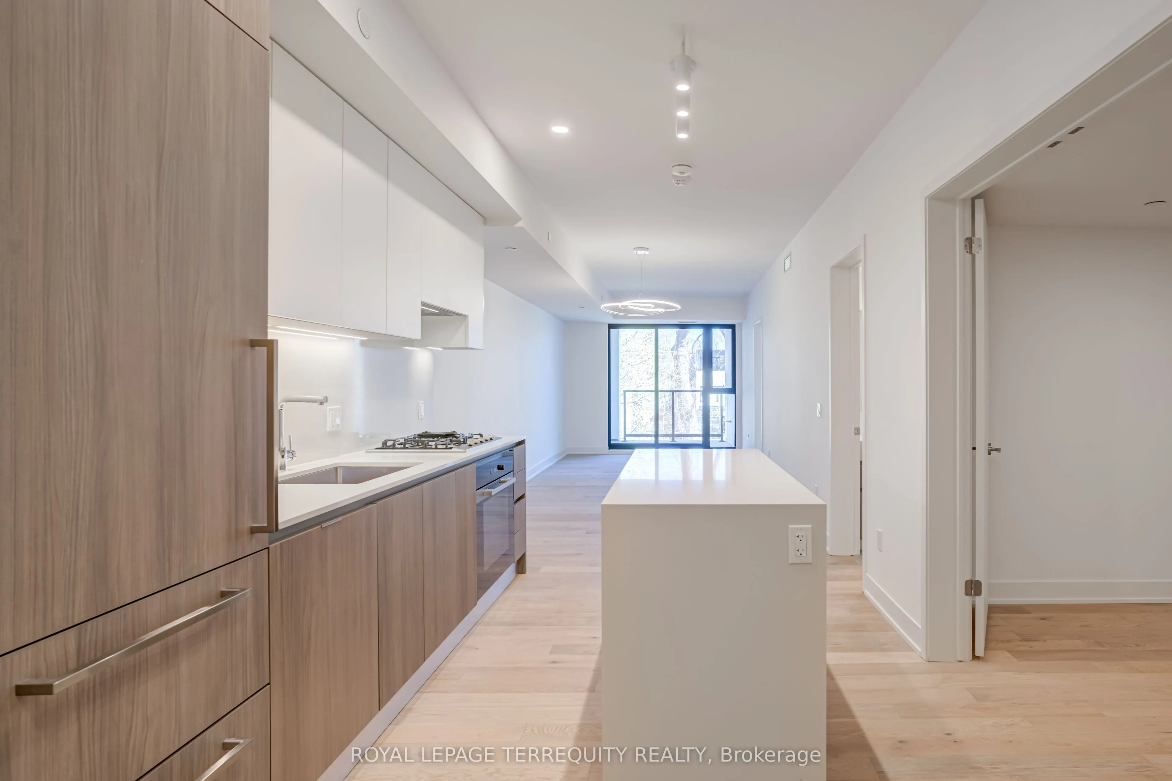 200 Keewatin Avenue, #301