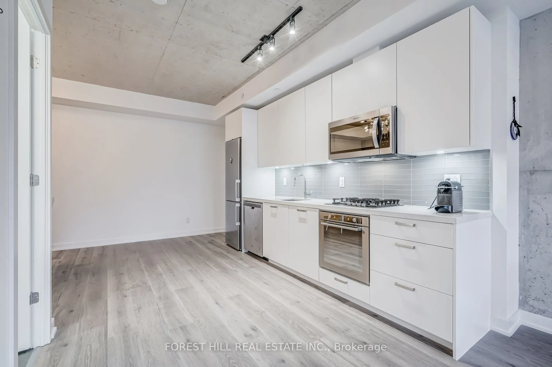 55 Ontario Street, #504