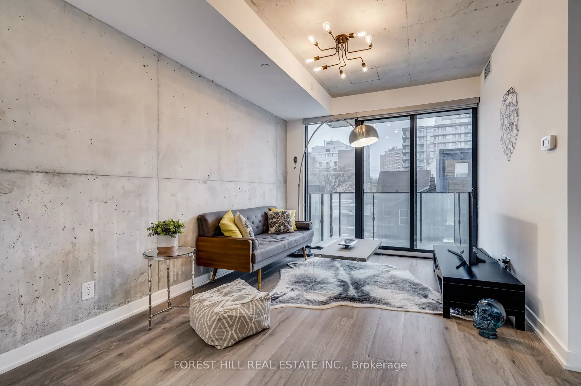 55 Ontario Street, #504