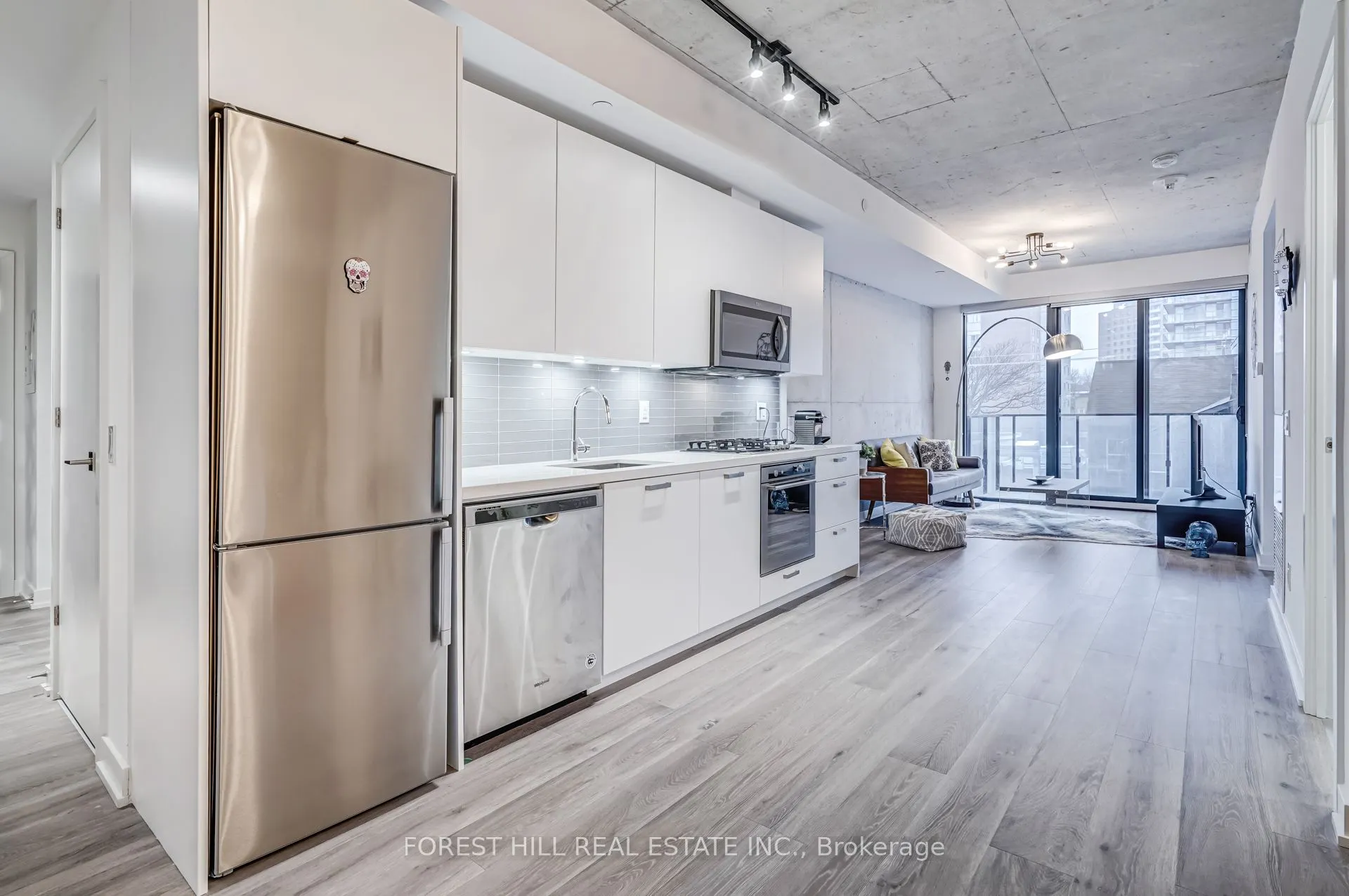 55 Ontario Street, #504