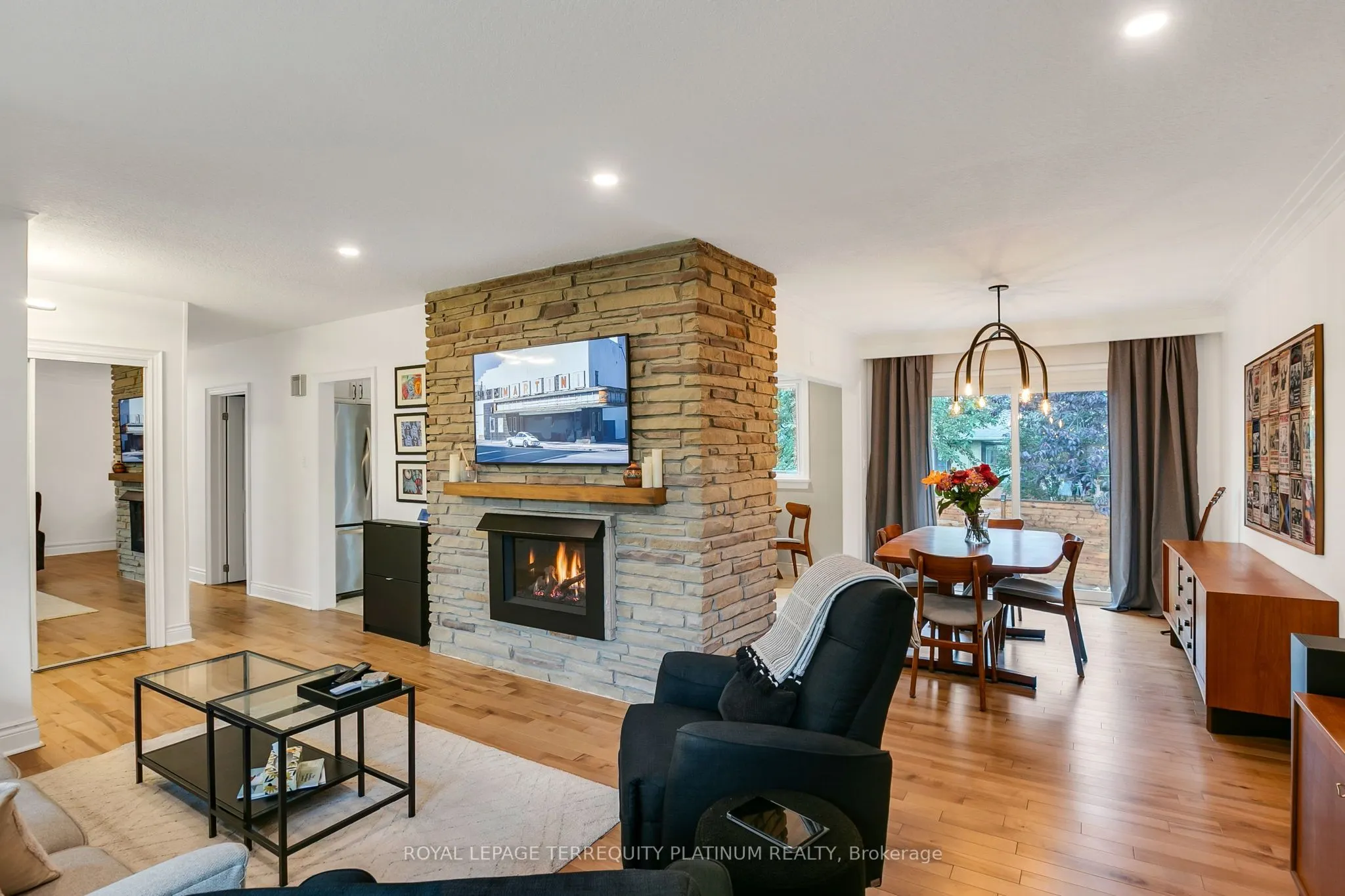 5 Versend Drive