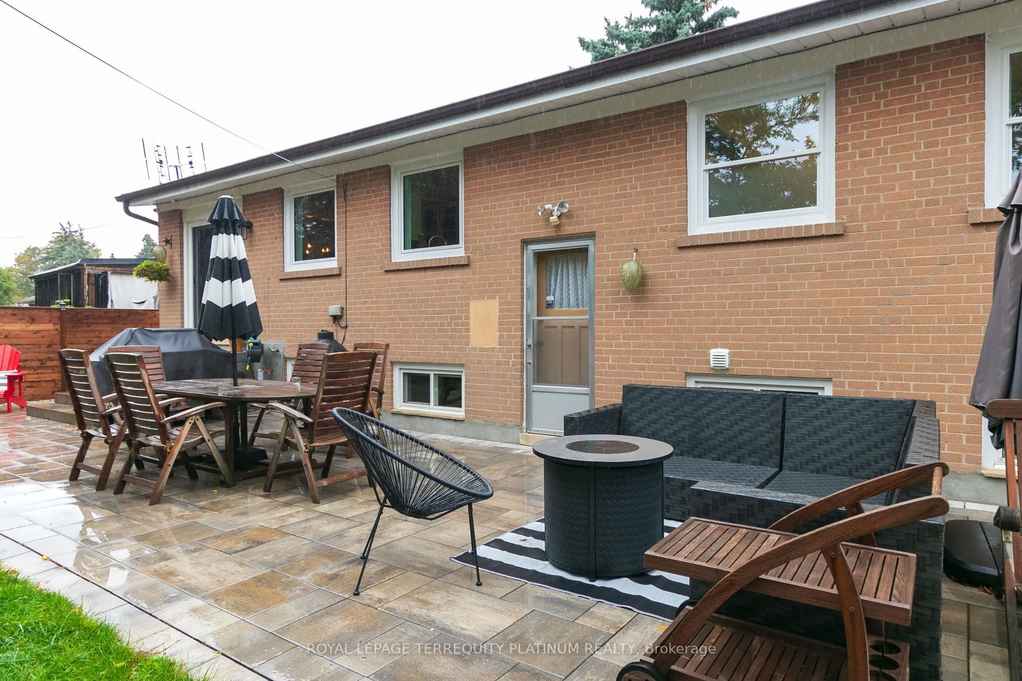 5 Versend Drive