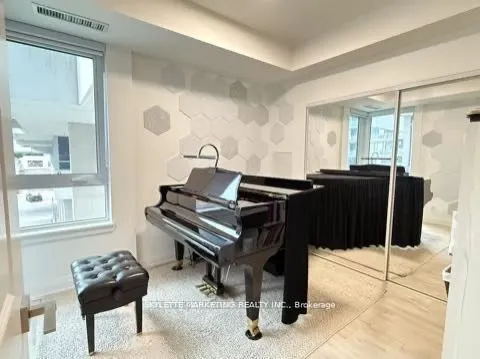 591 Sheppard Avenue E, #330