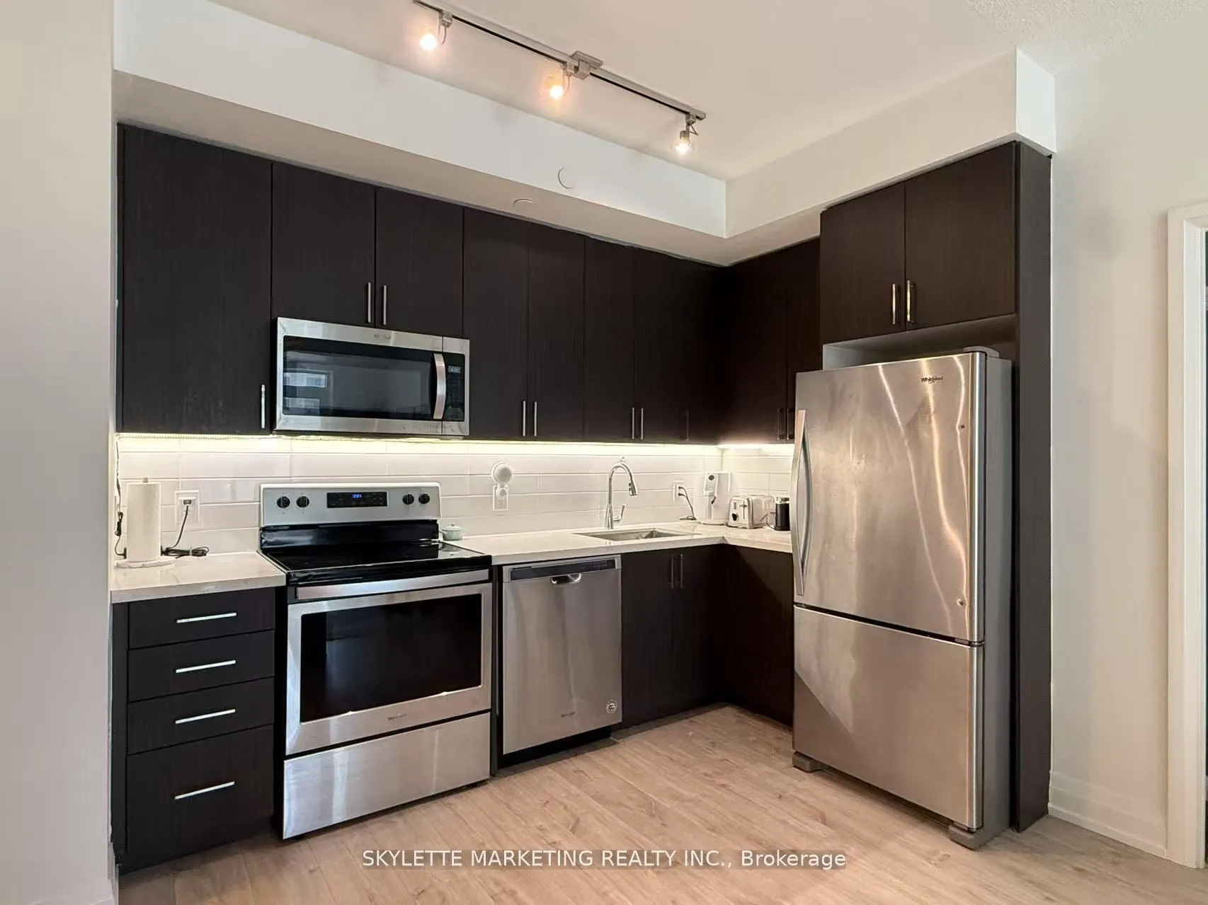 591 Sheppard Avenue E, #330