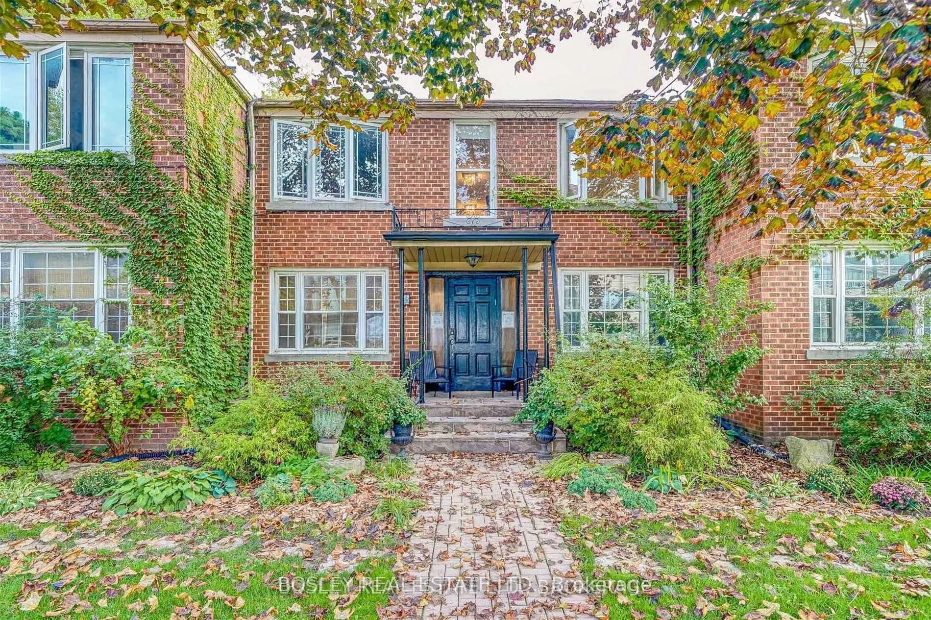 3 Warwick Avenue S, #4