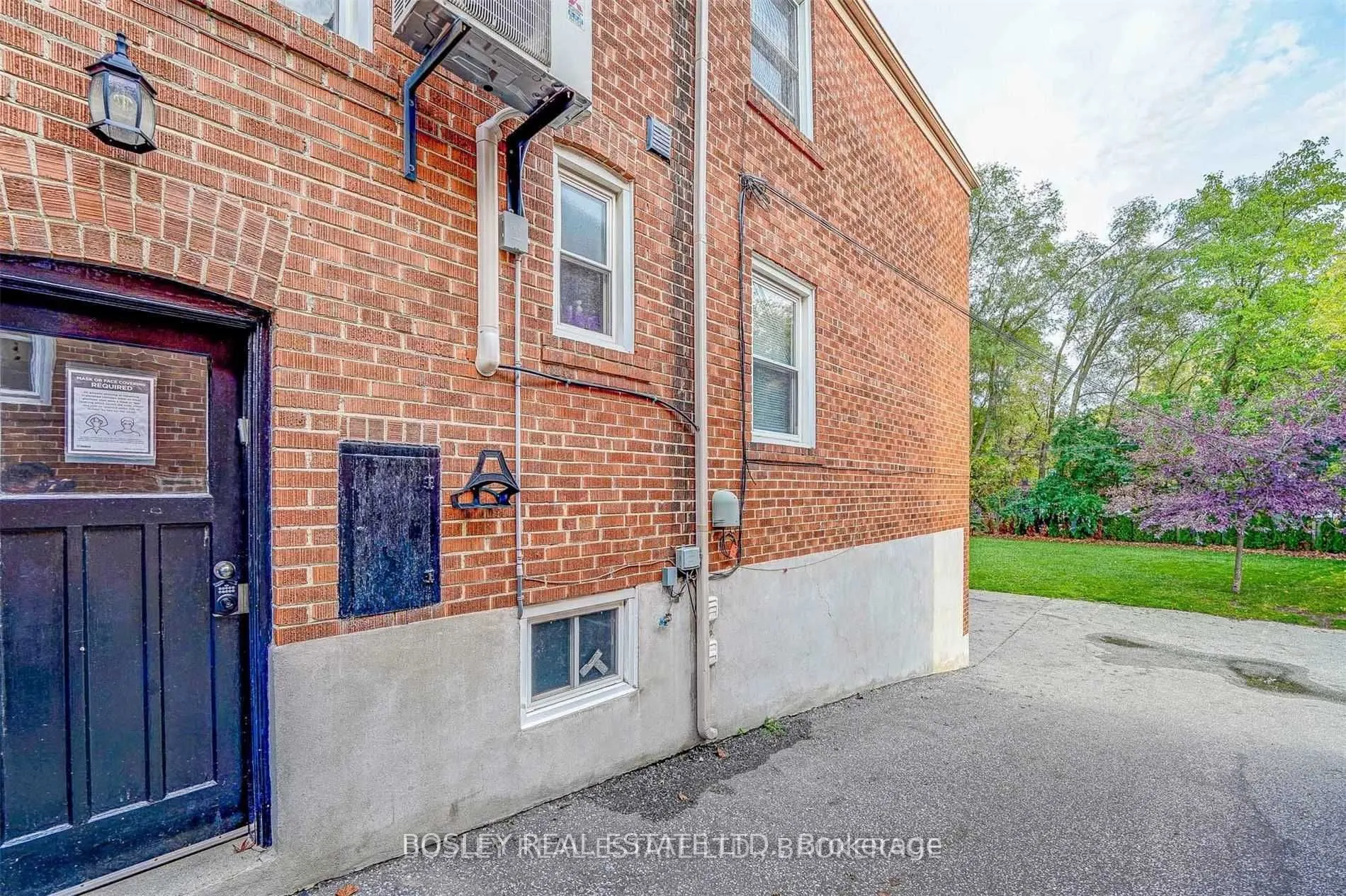 3 Warwick Avenue S, #4