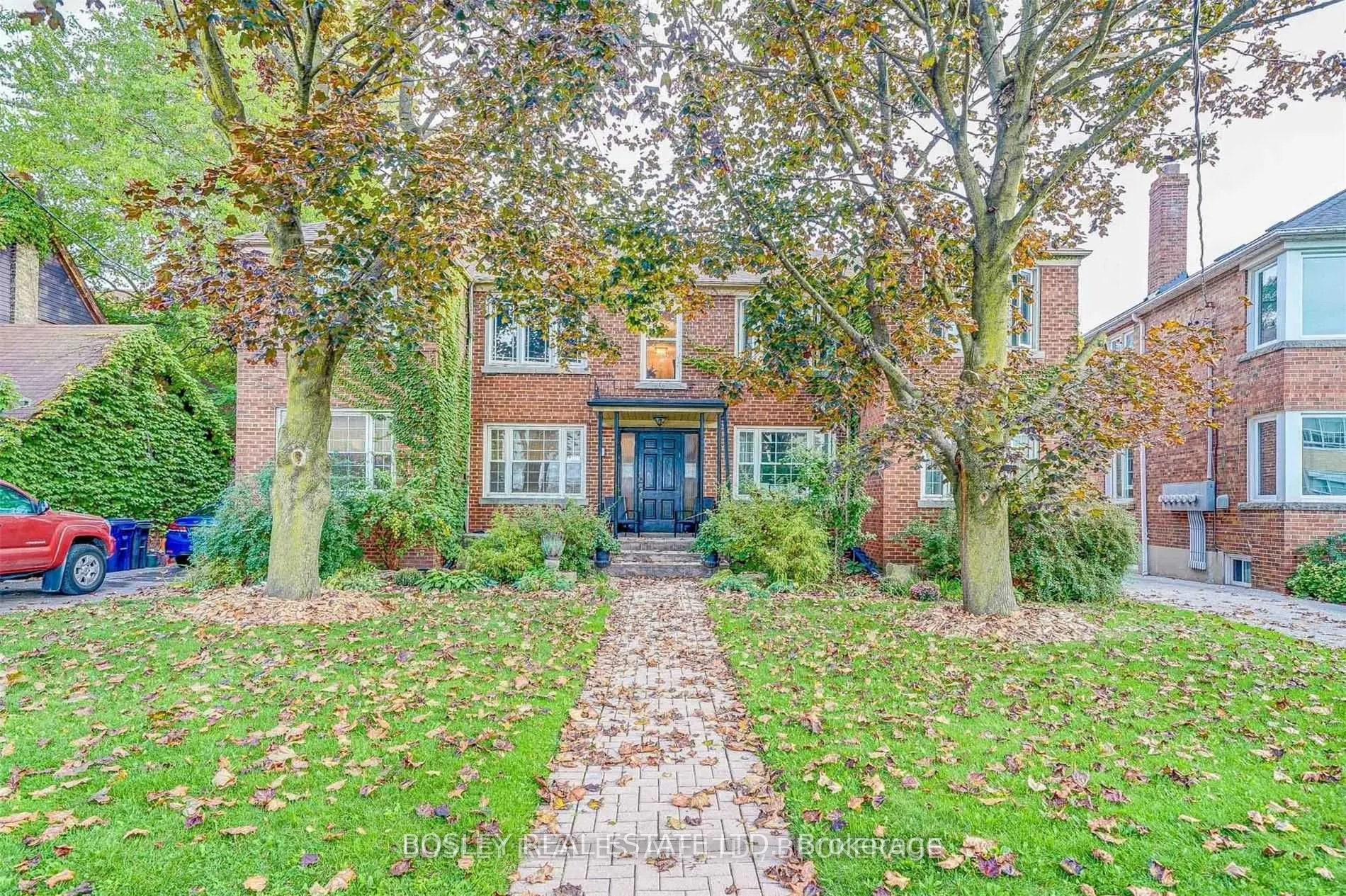 3 Warwick Avenue S, #4