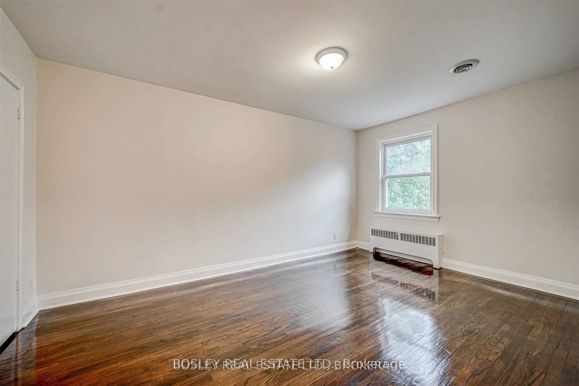 3 Warwick Avenue S, #4