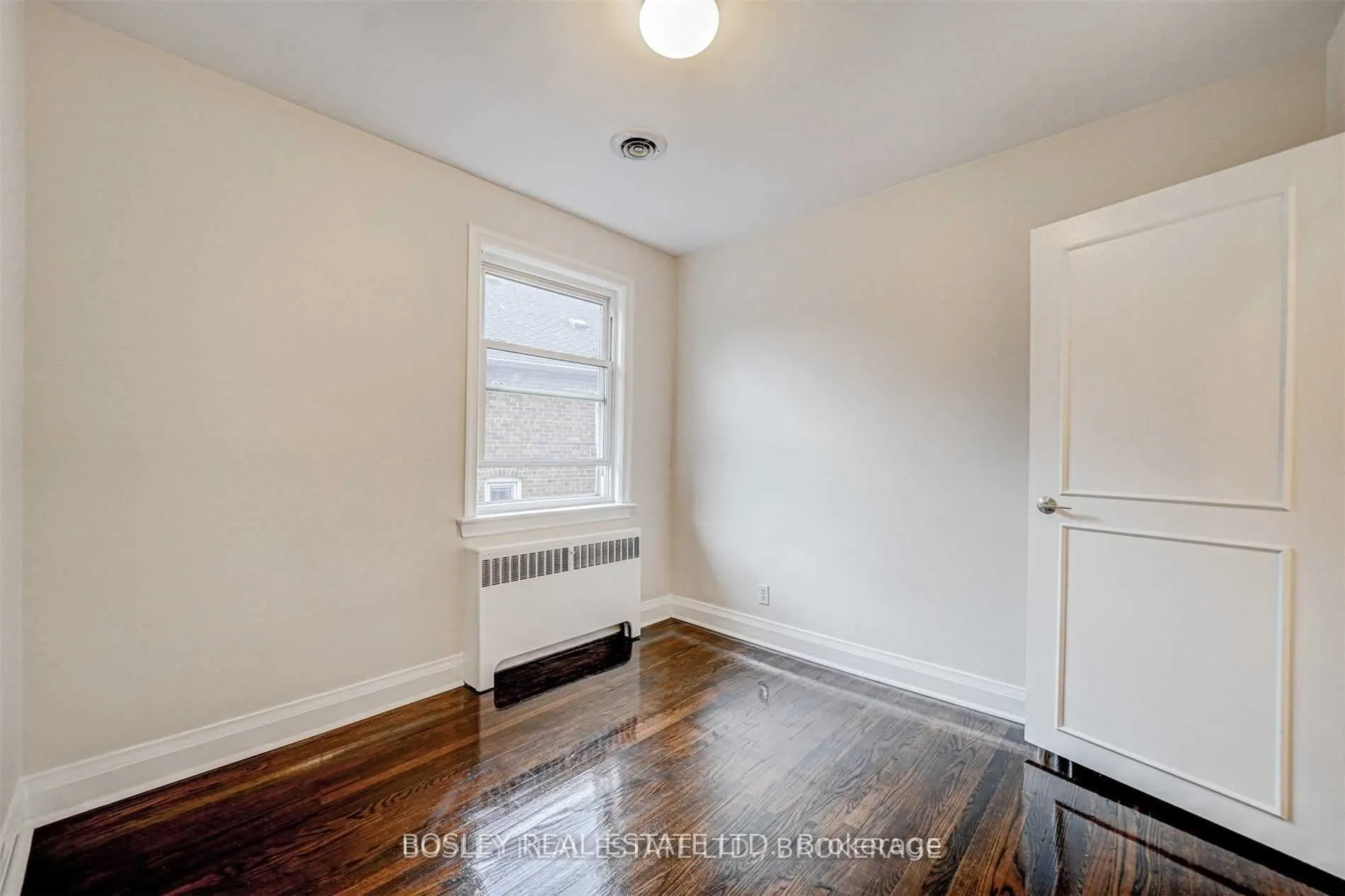 3 Warwick Avenue S, #4