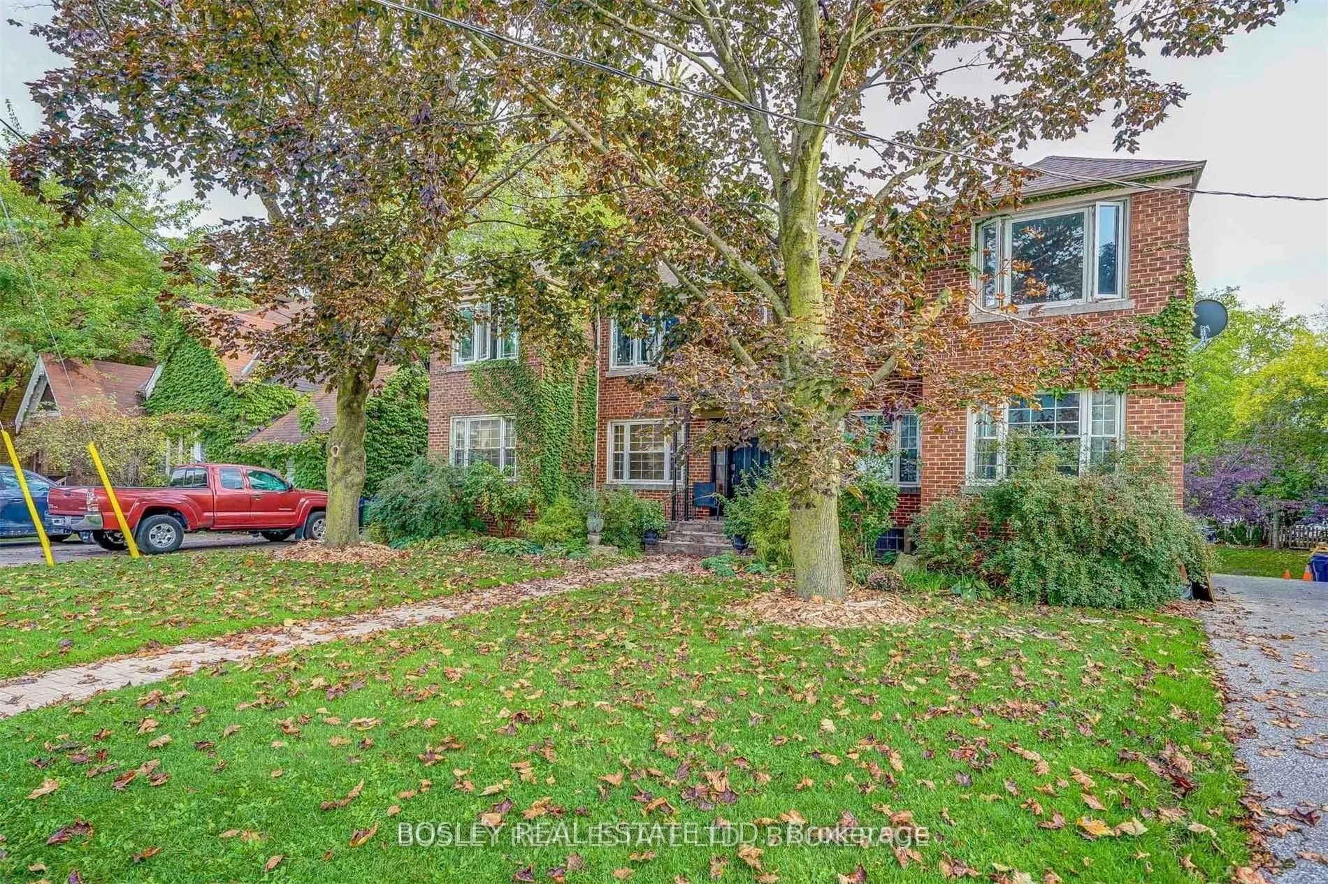 3 Warwick Avenue S, #4