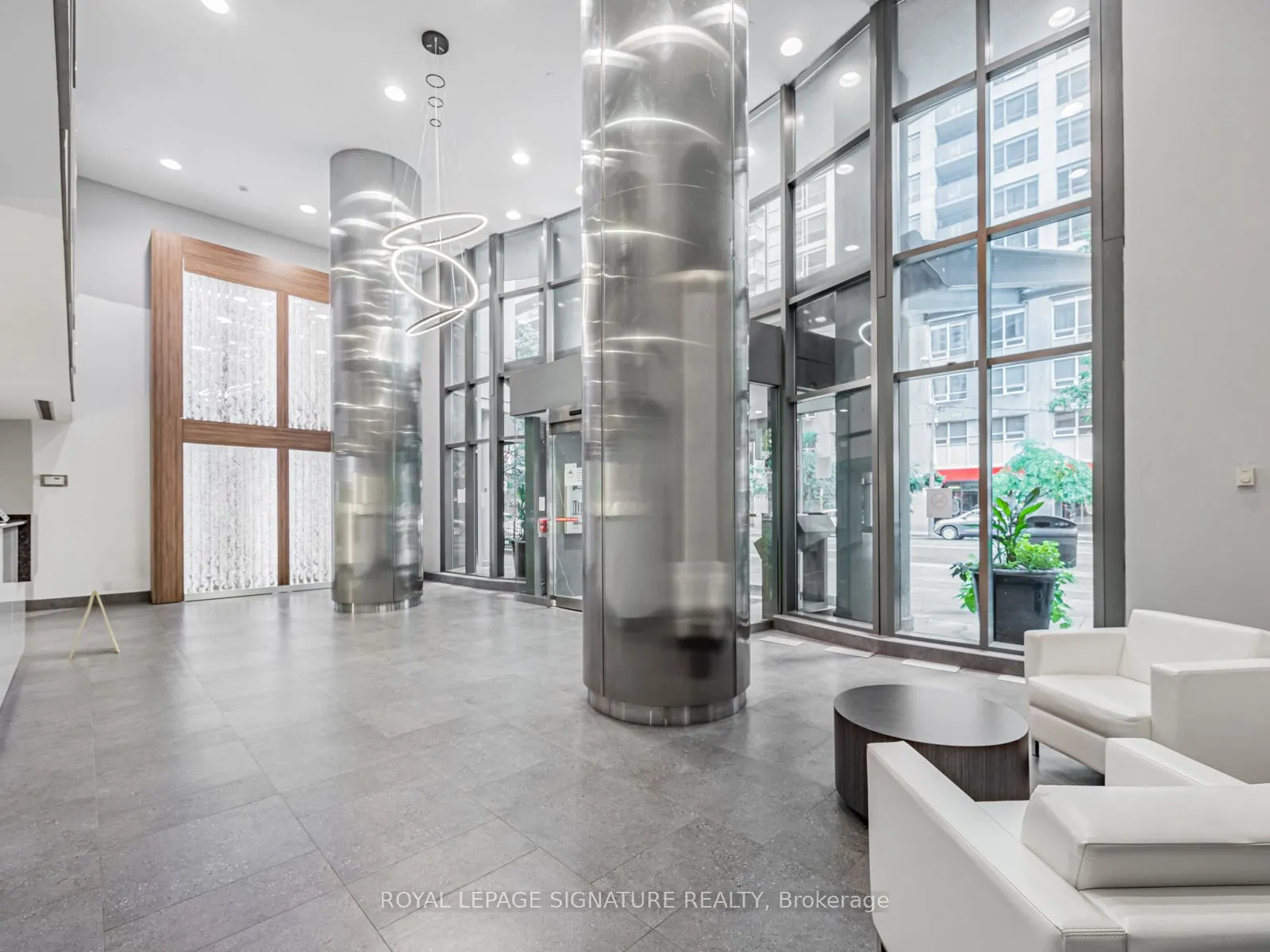 373 Front Street W, #501