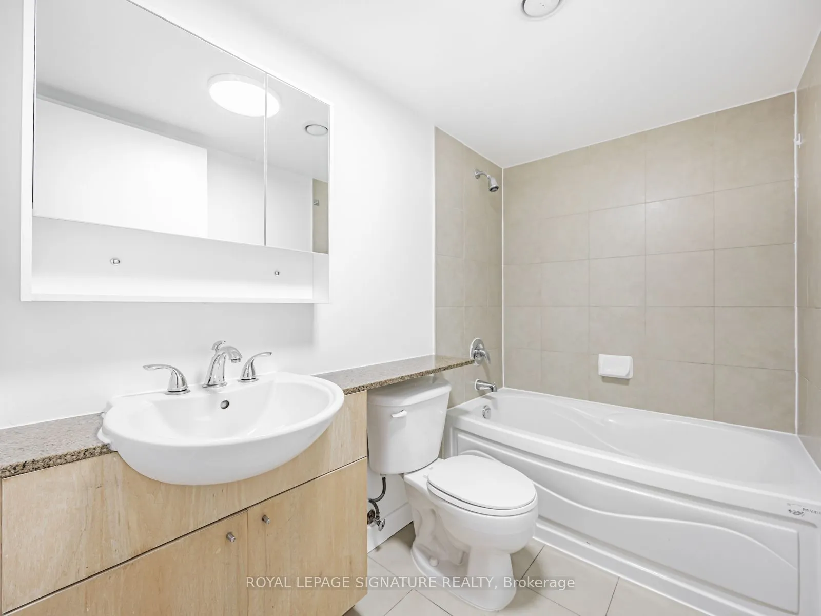 373 Front Street W, #501
