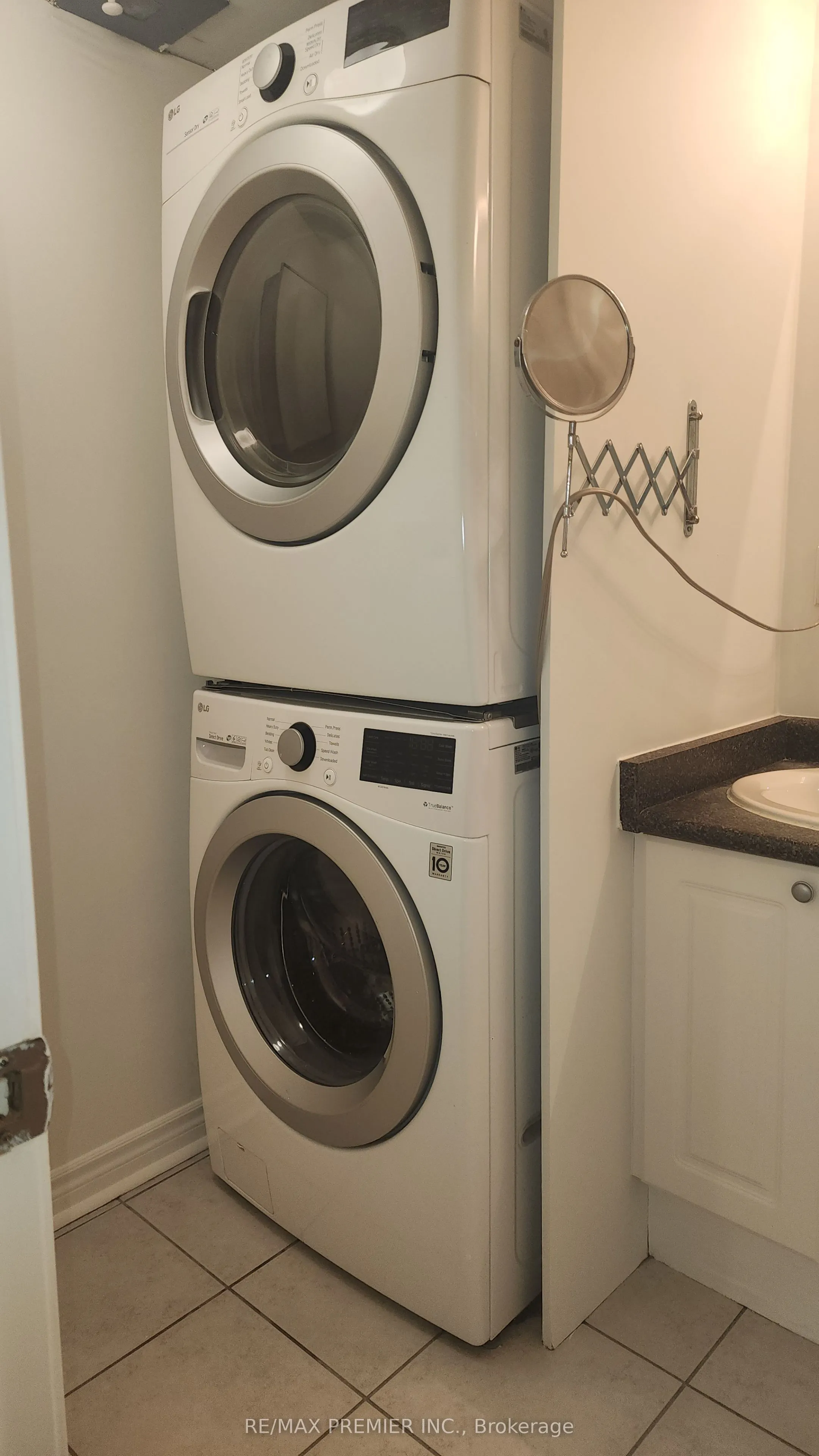 1030 Sheppard Avenue, #802