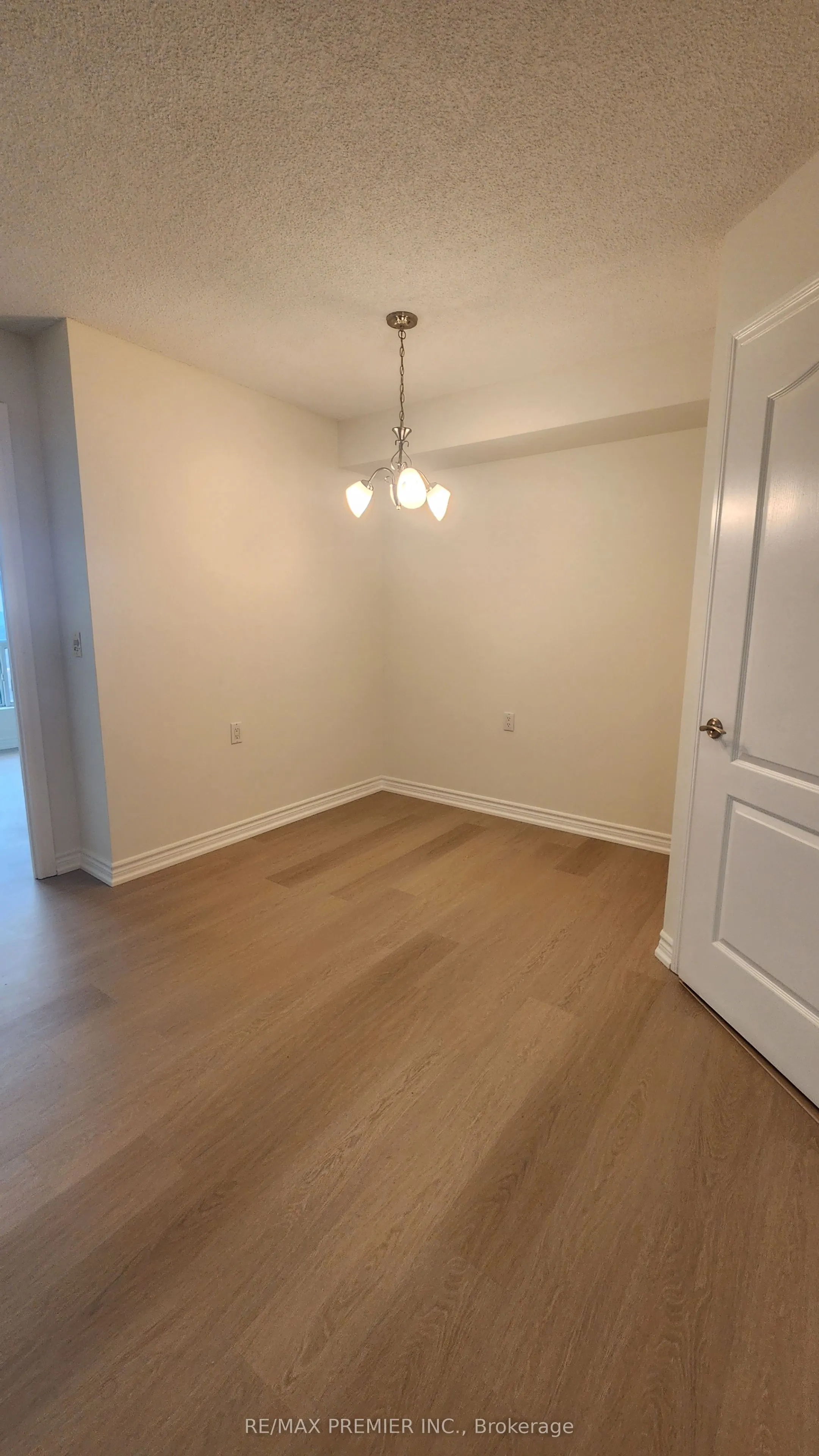 1030 Sheppard Avenue, #802