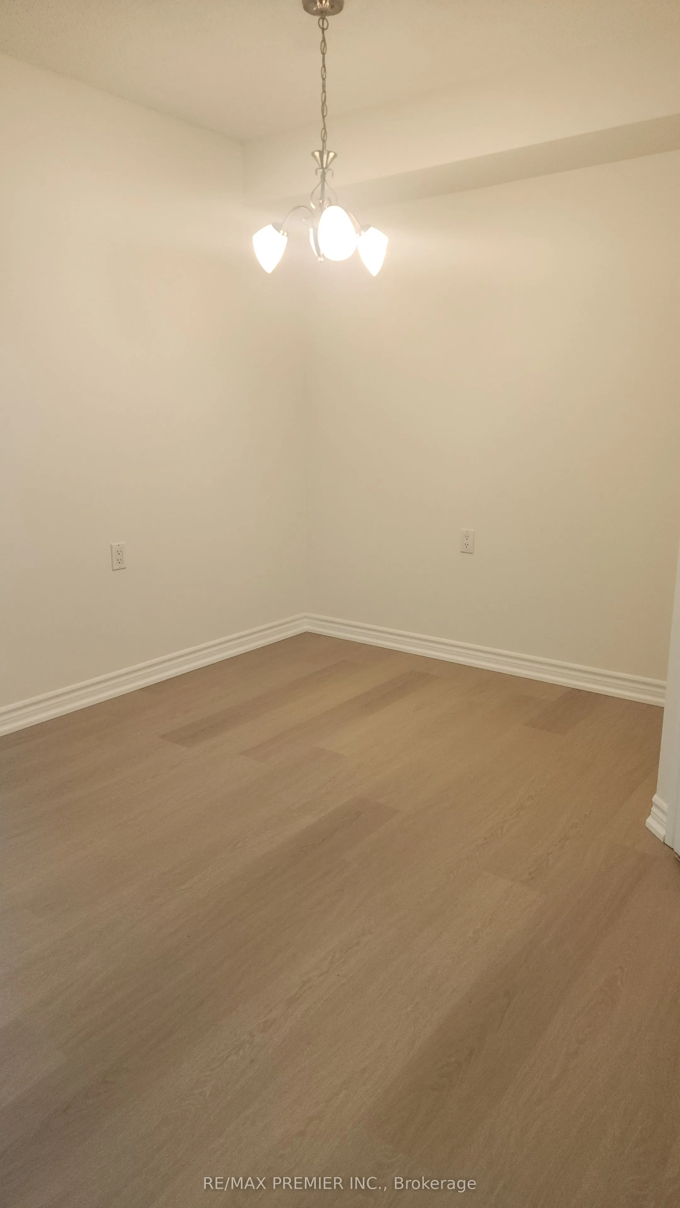 1030 Sheppard Avenue, #802