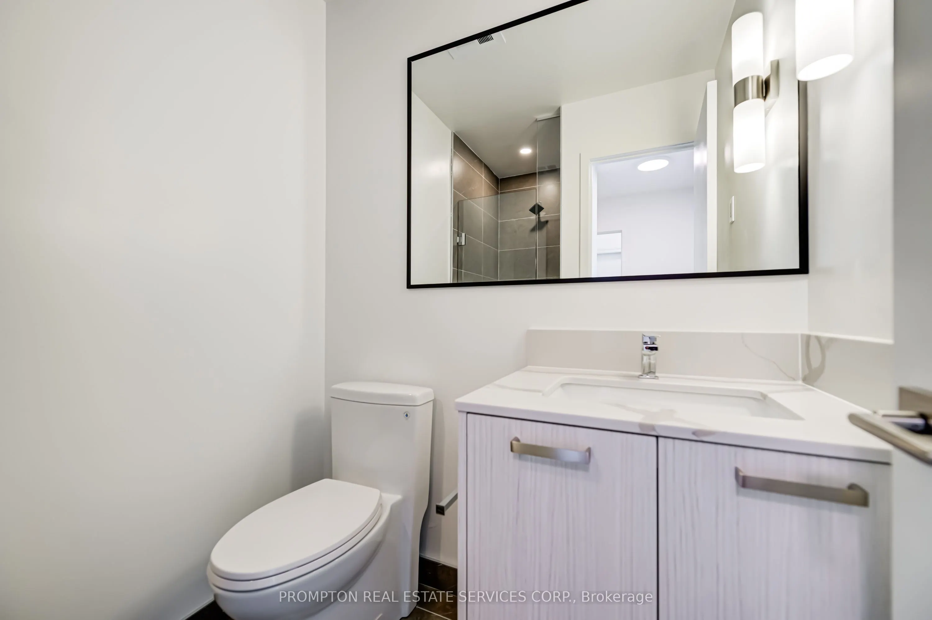 65 Curlew Drive, #202