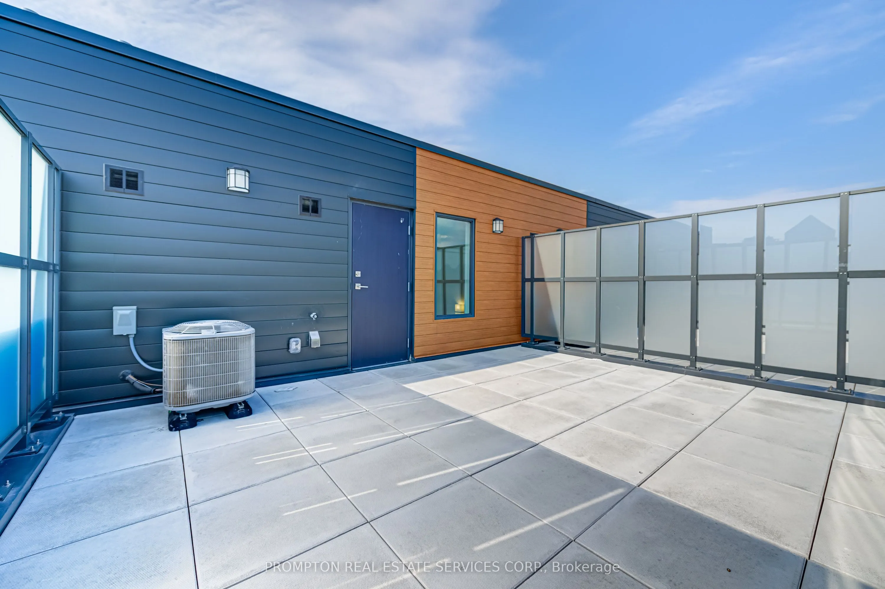 65 Curlew Drive, #202