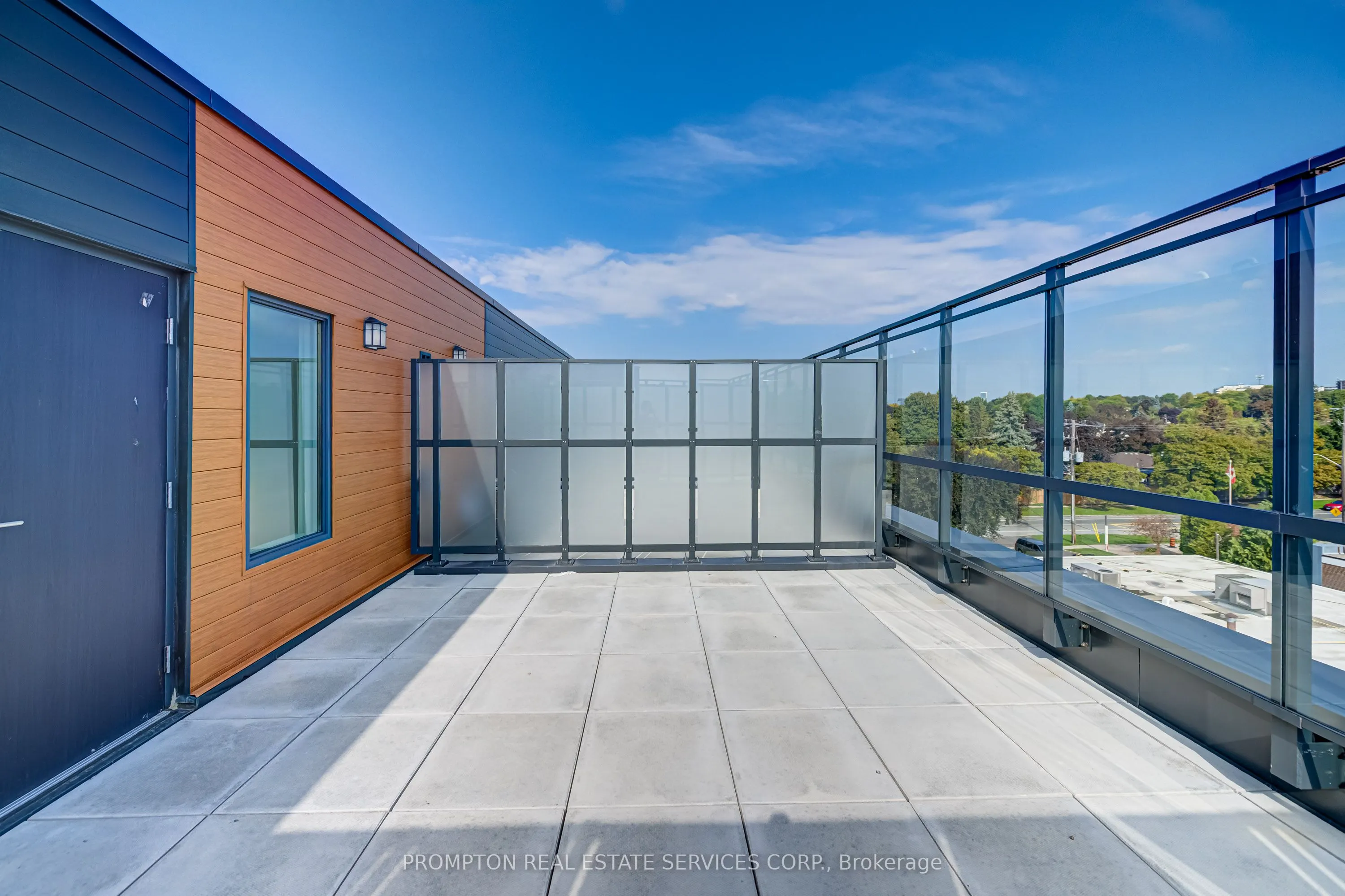 65 Curlew Drive, #202