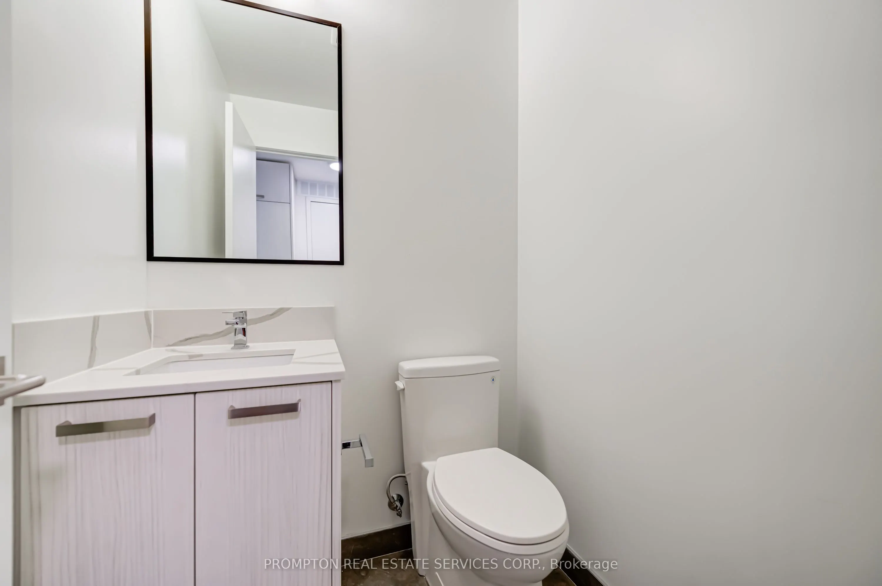 65 Curlew Drive, #202