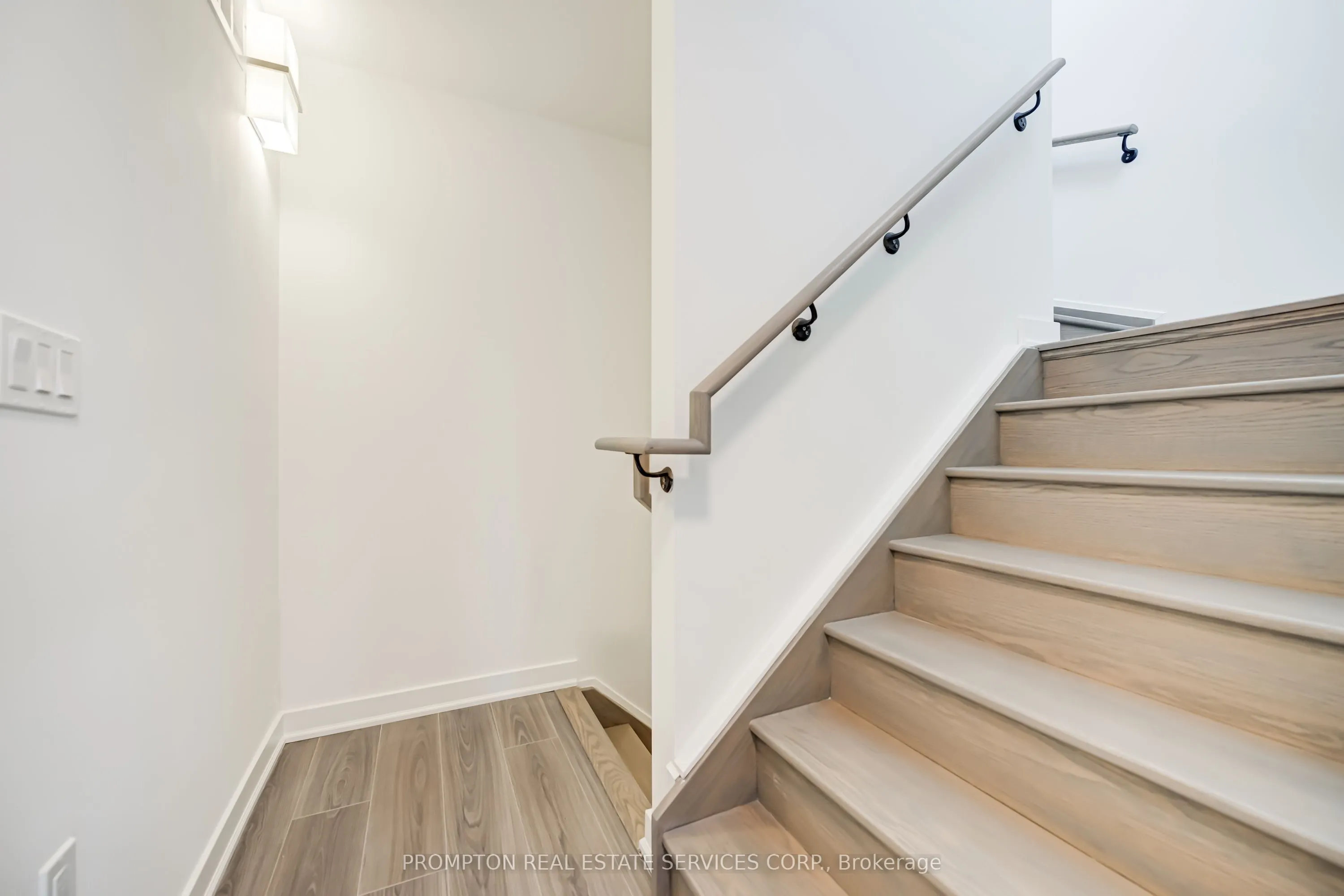 65 Curlew Drive, #202