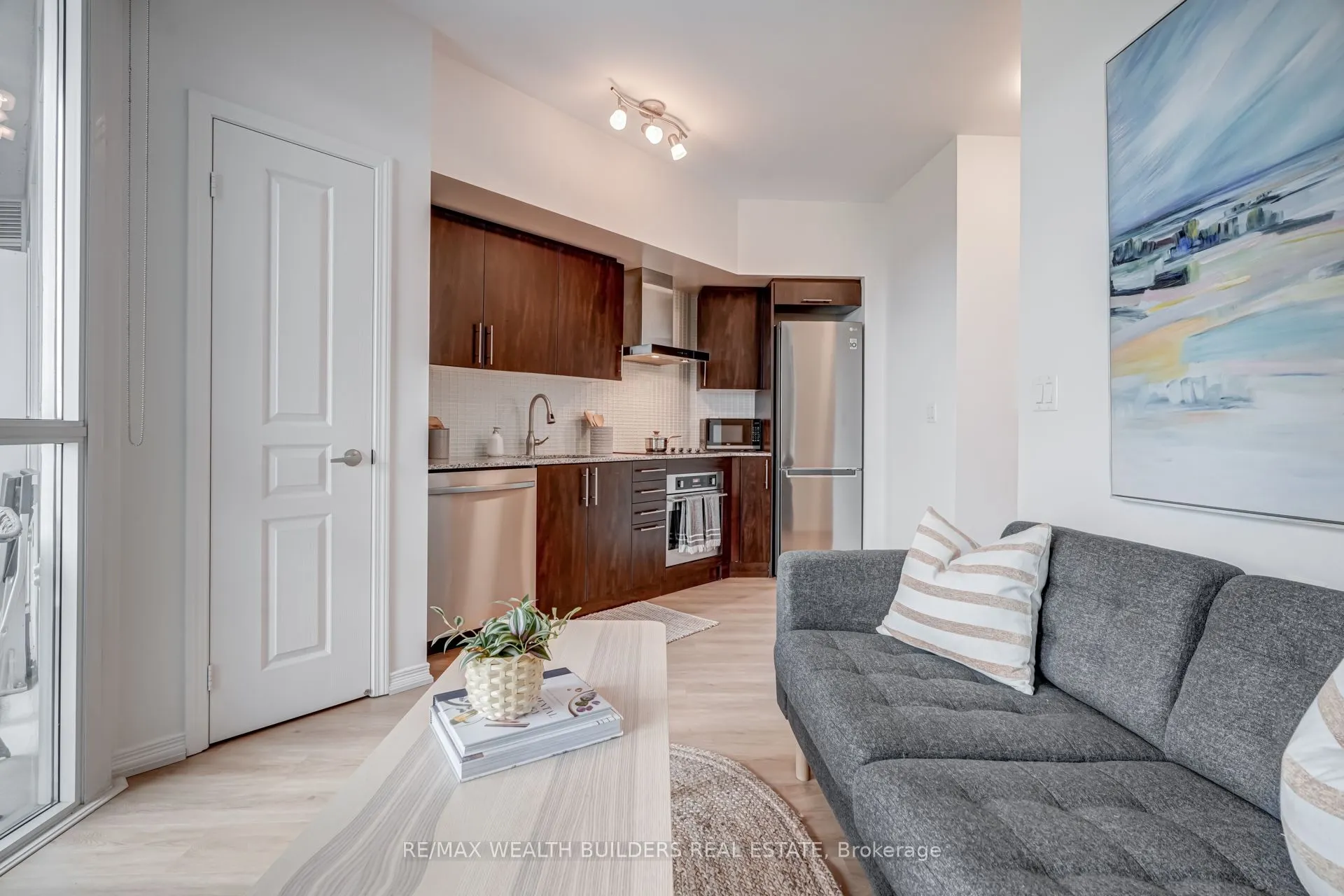 352 Front Street W, #1510