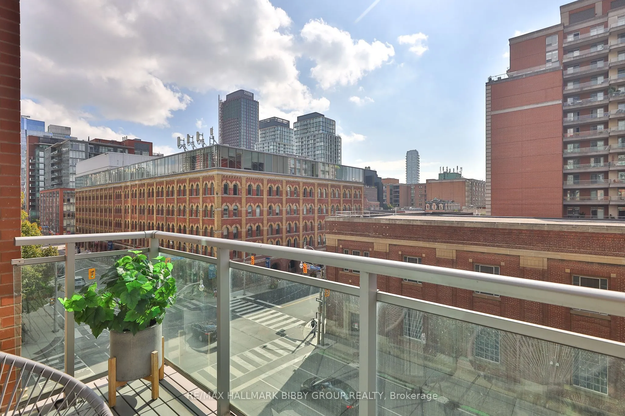 112 George Street, #S420