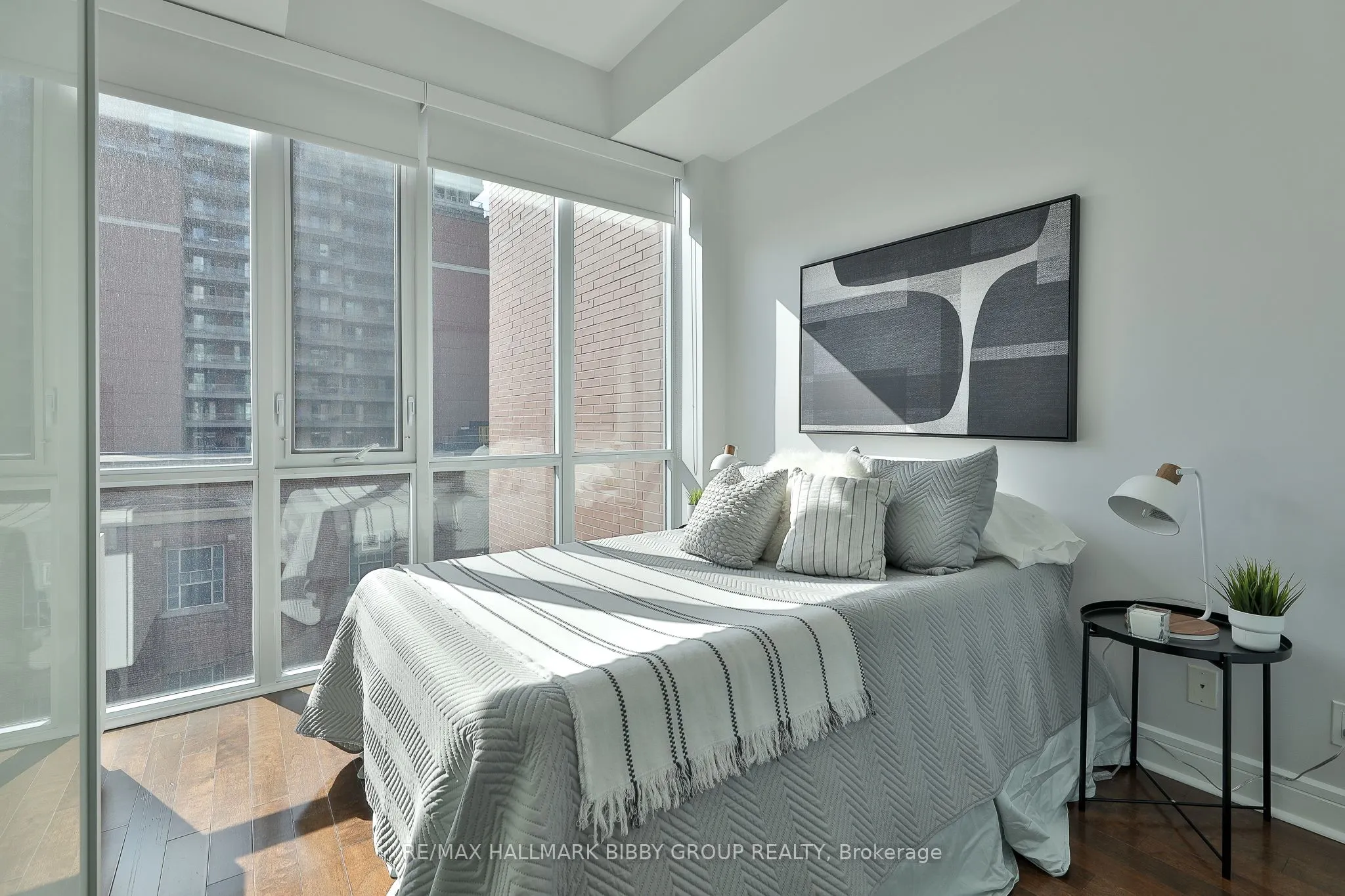 112 George Street, #S420