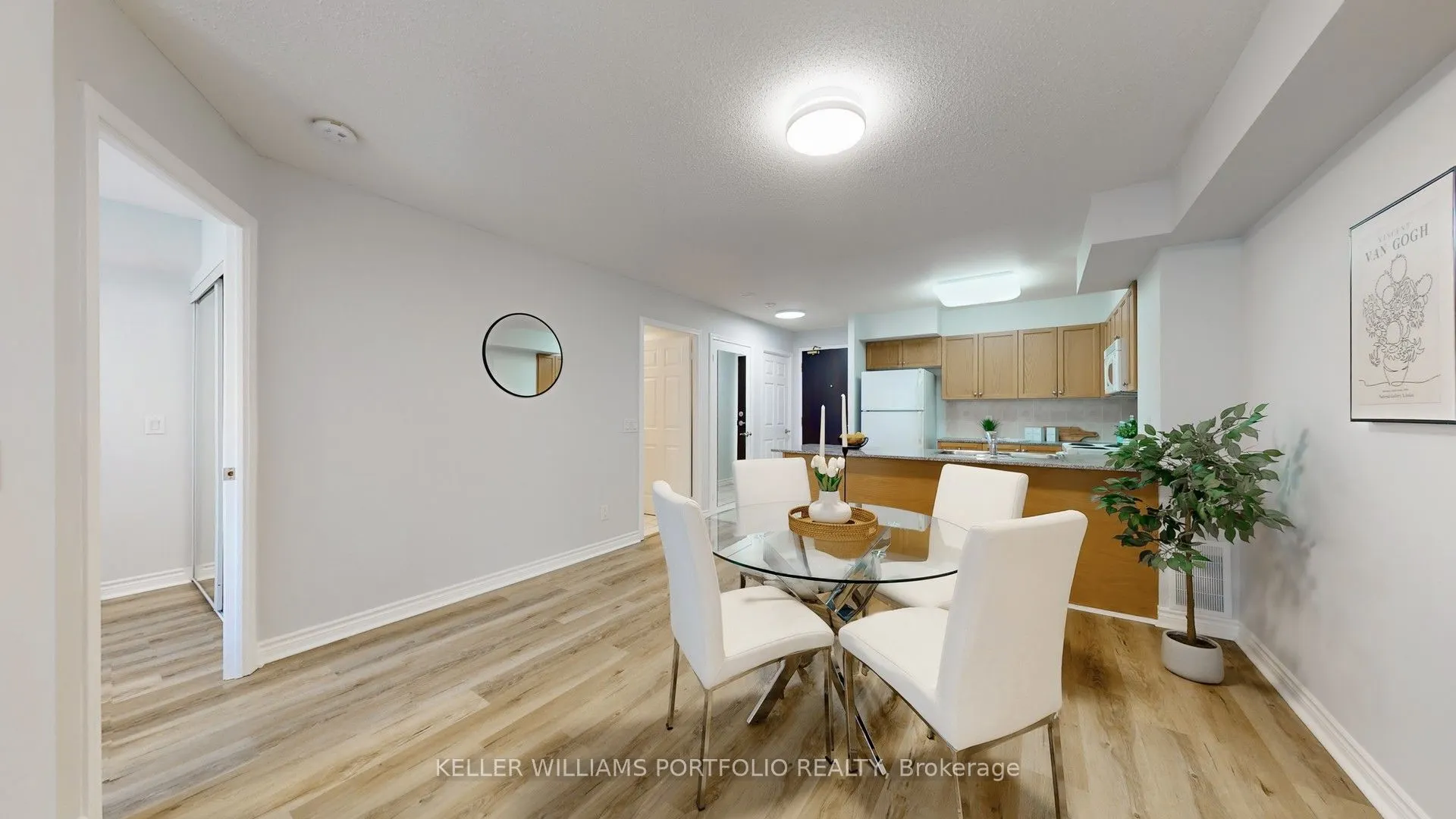 1730 Eglinton Avenue E, #206