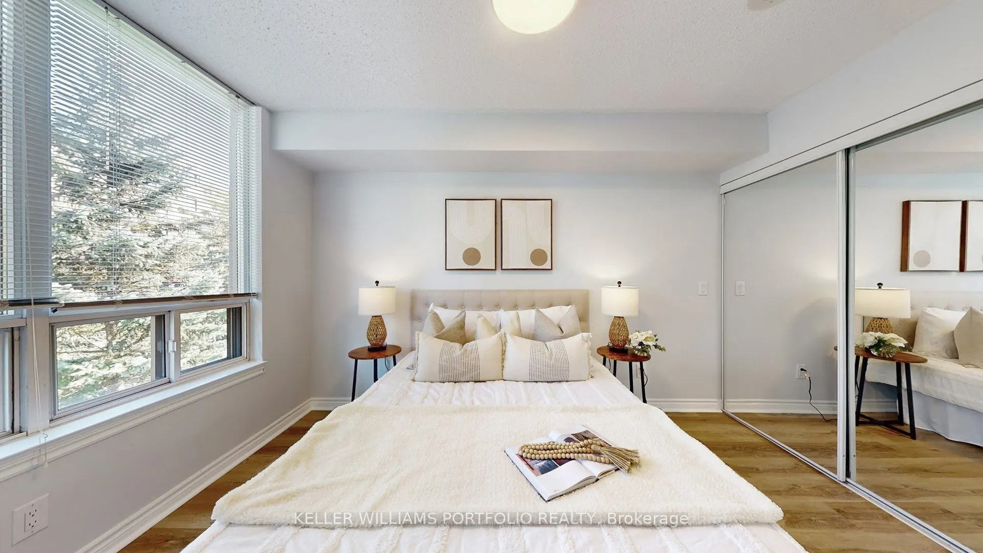 1730 Eglinton Avenue E, #206