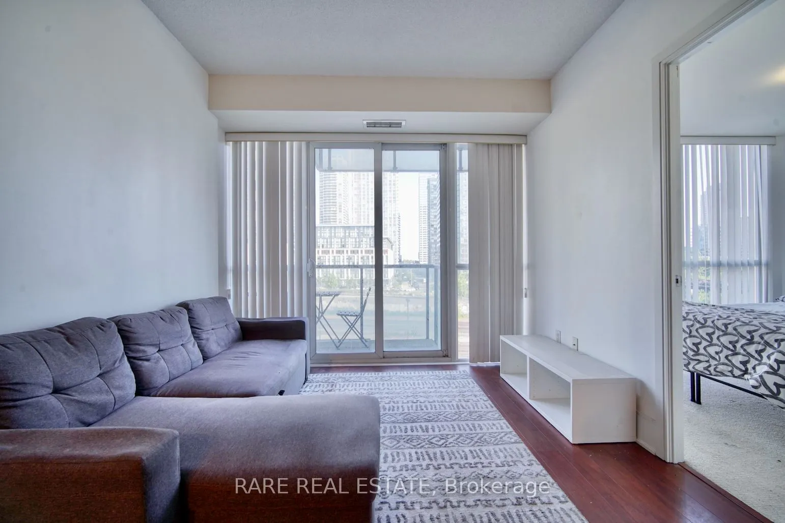 560 Front Street W, #429