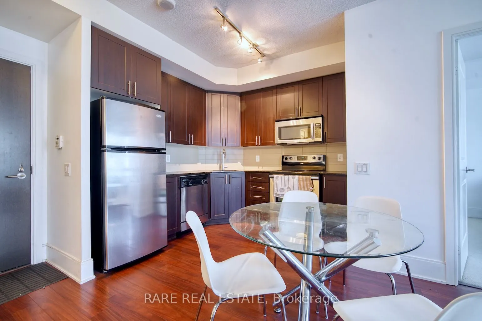 560 Front Street W, #429