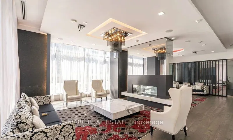 560 Front Street W, #429