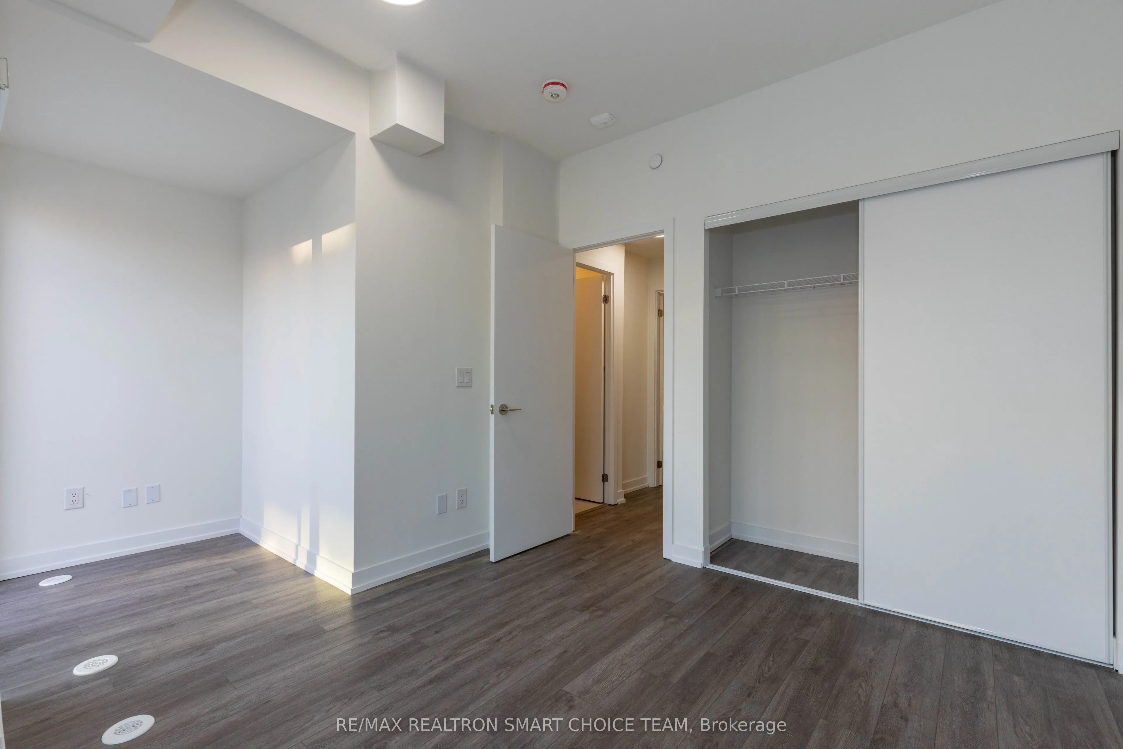 871 Sheppard Avenue W, #41