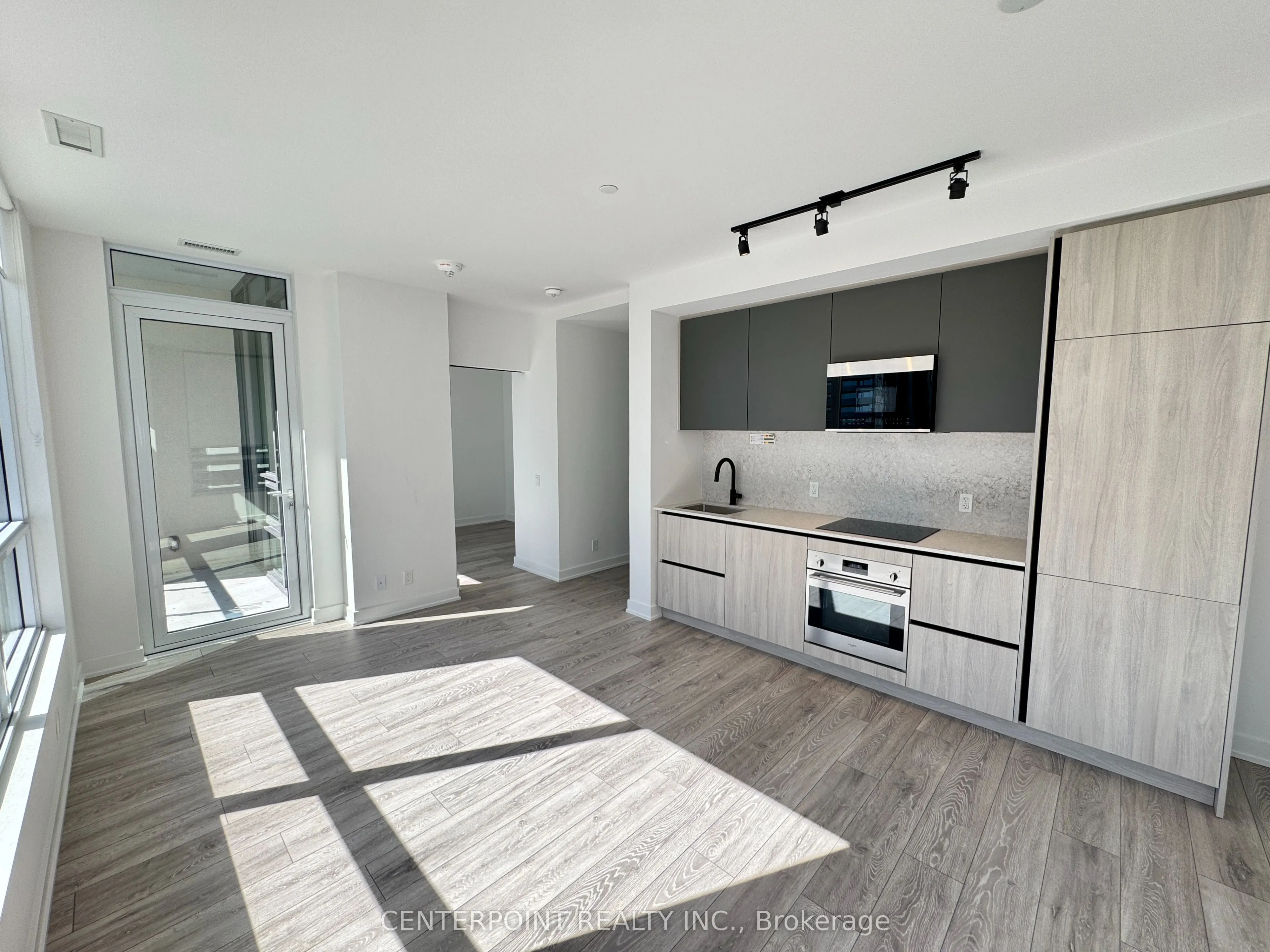 108 Peter Street, #1906
