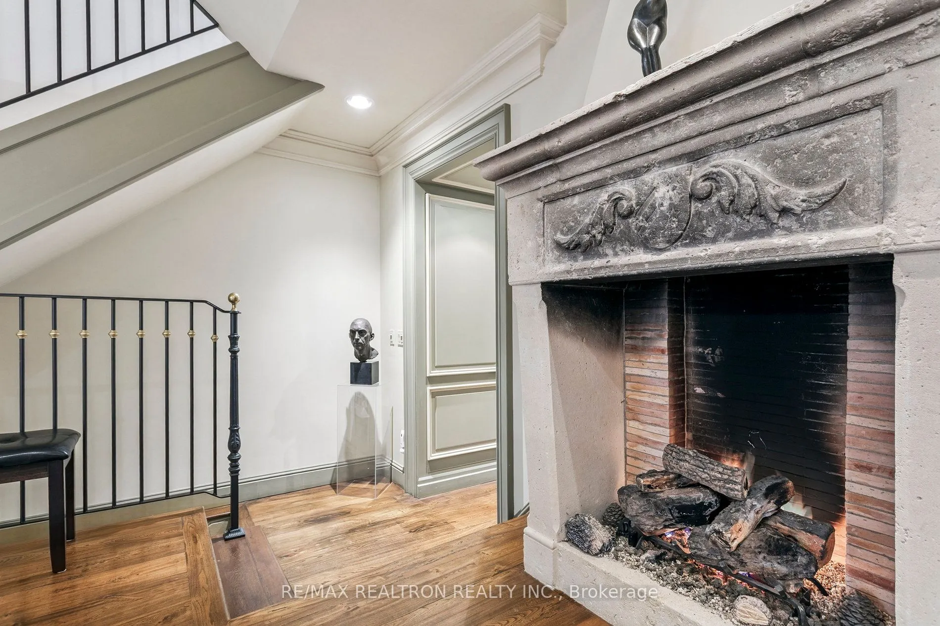 8 Belmont Street