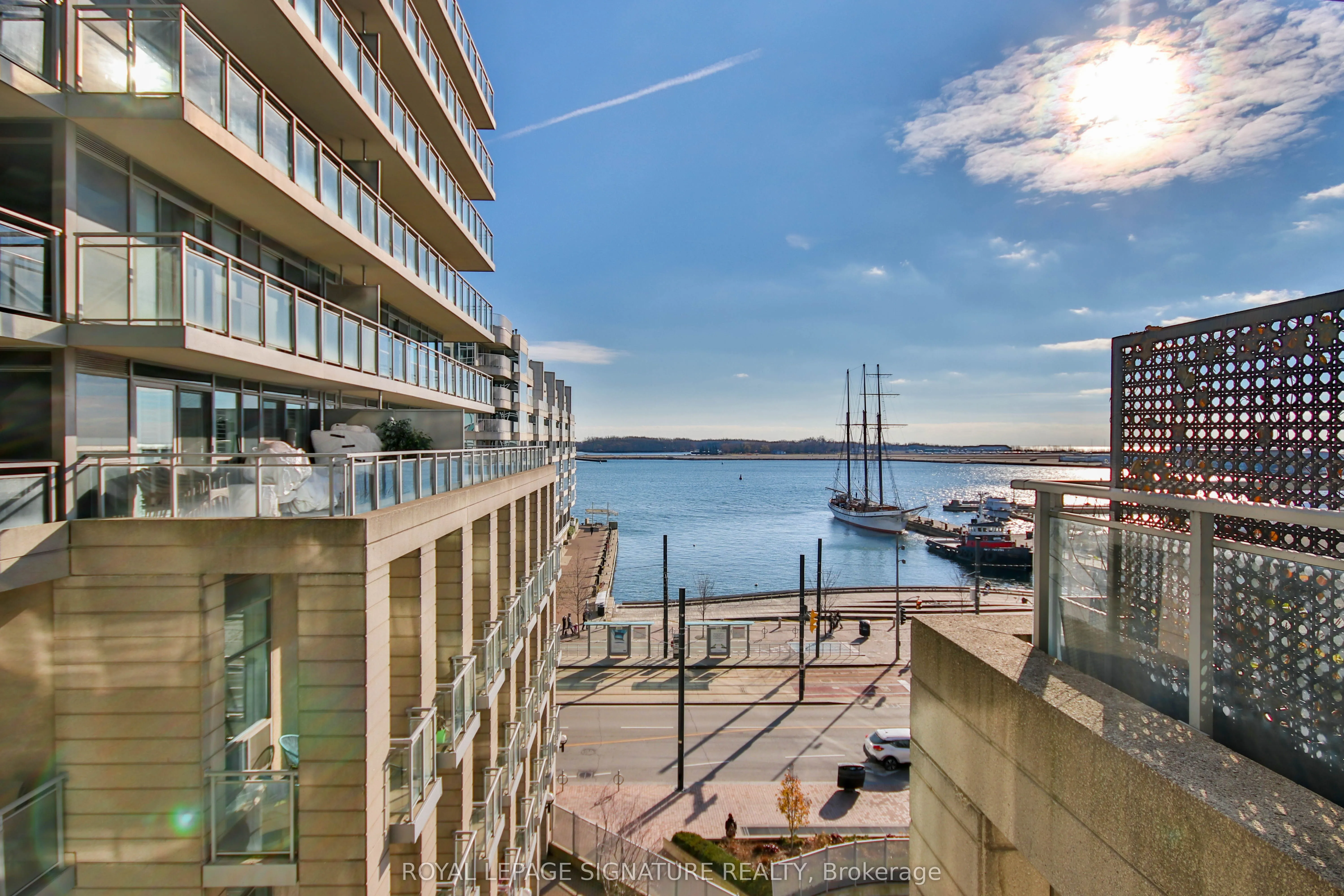 410 Queens Quay W, #502