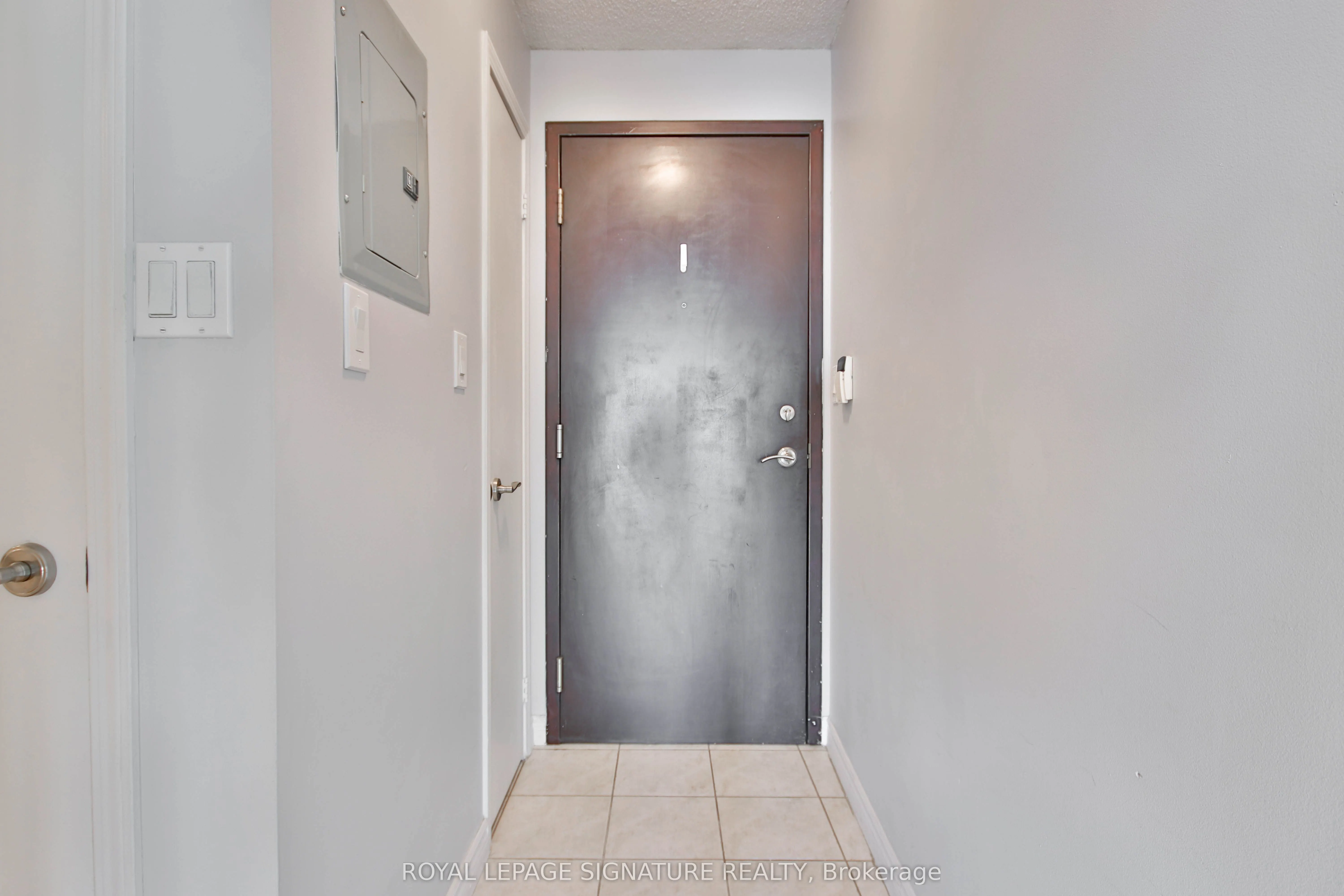 410 Queens Quay W, #502
