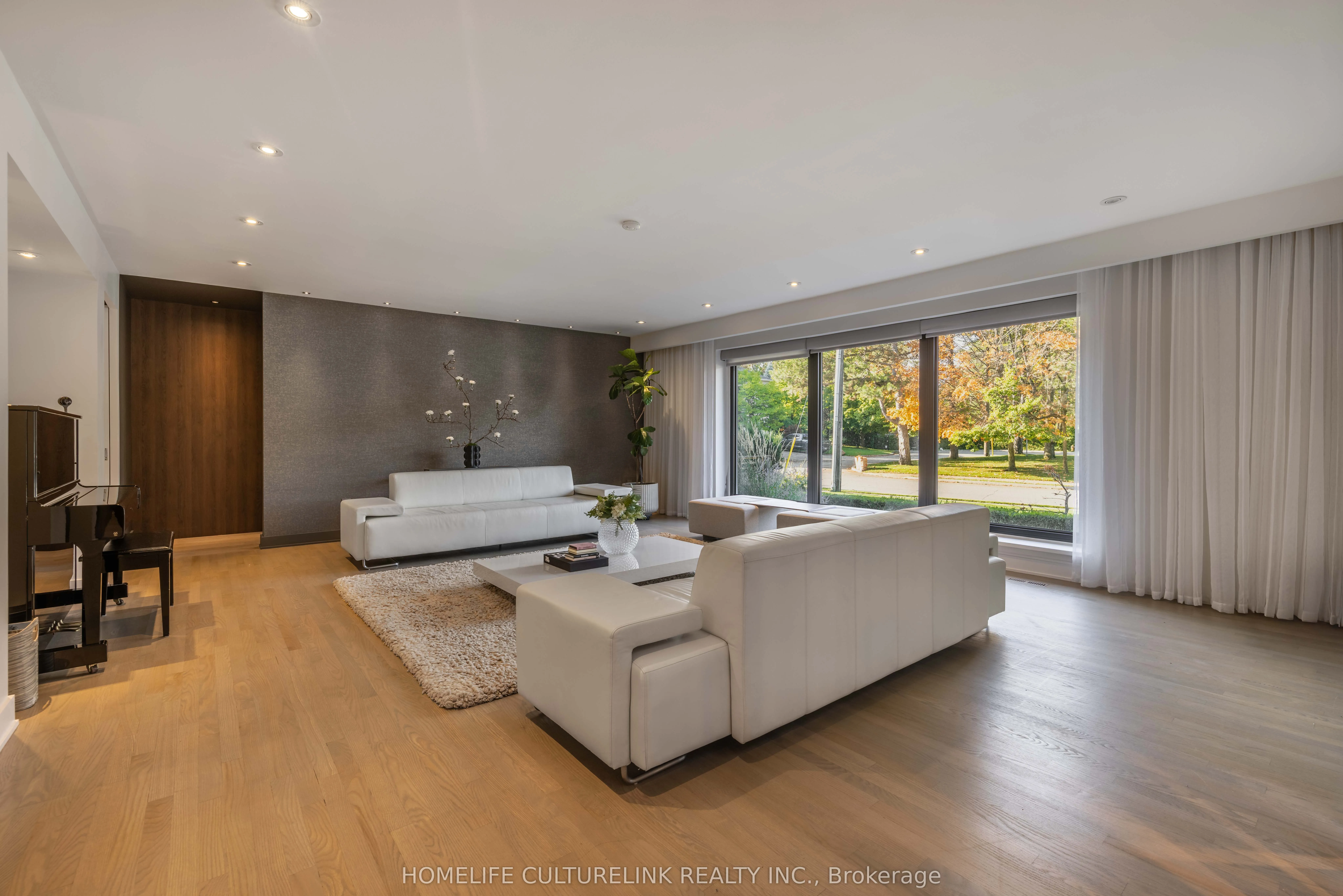 15 Salonica Road