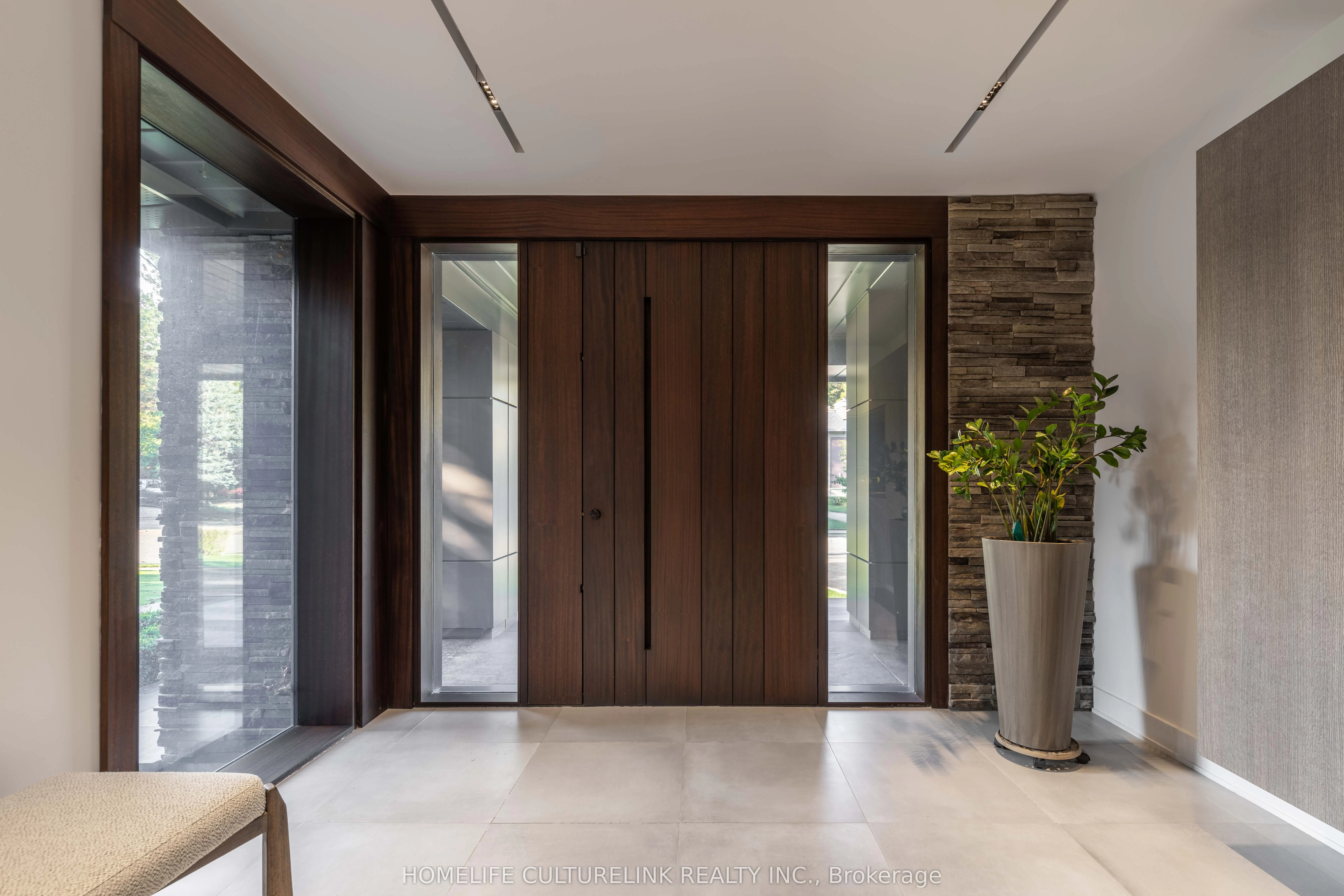 15 Salonica Road