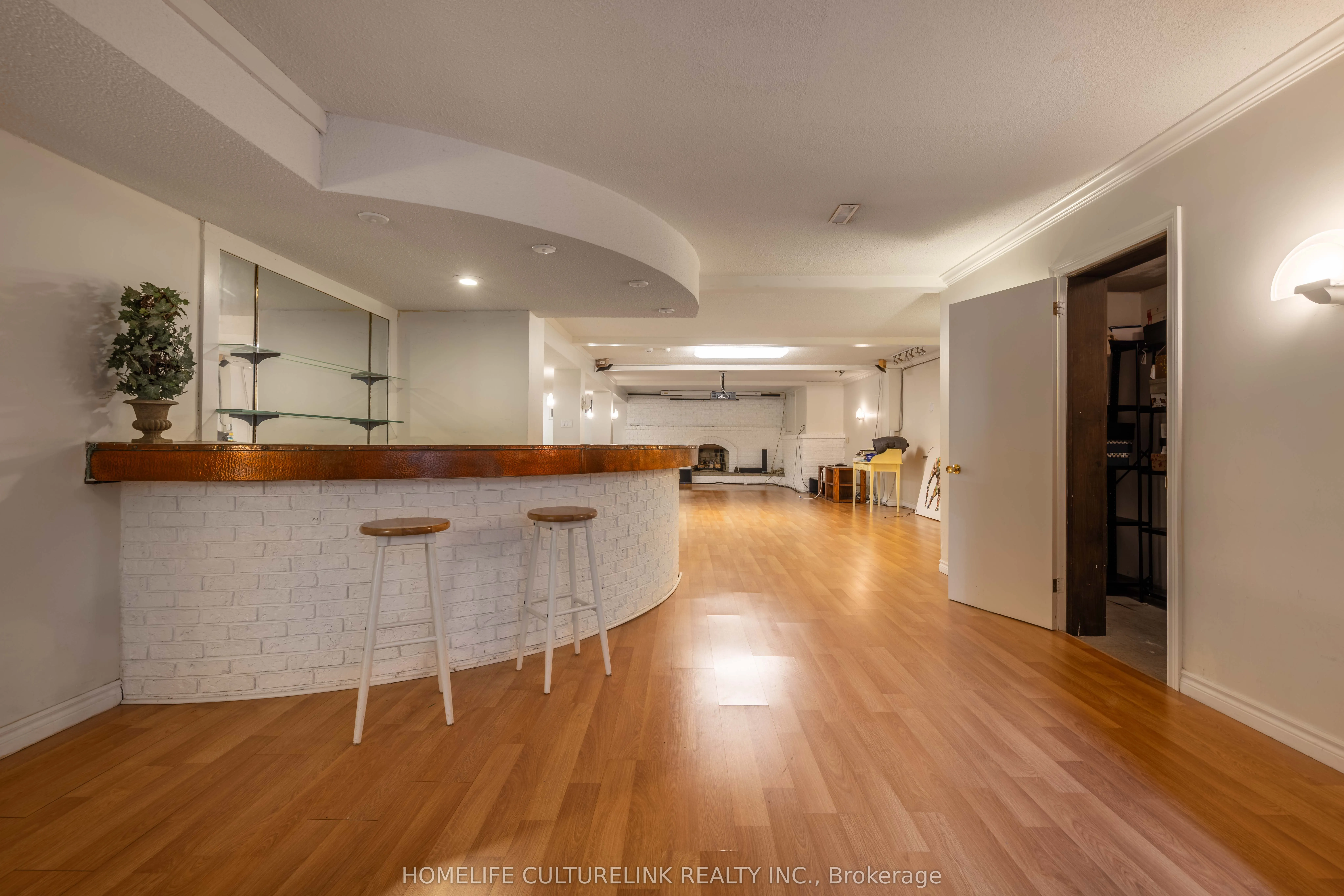 15 Salonica Road