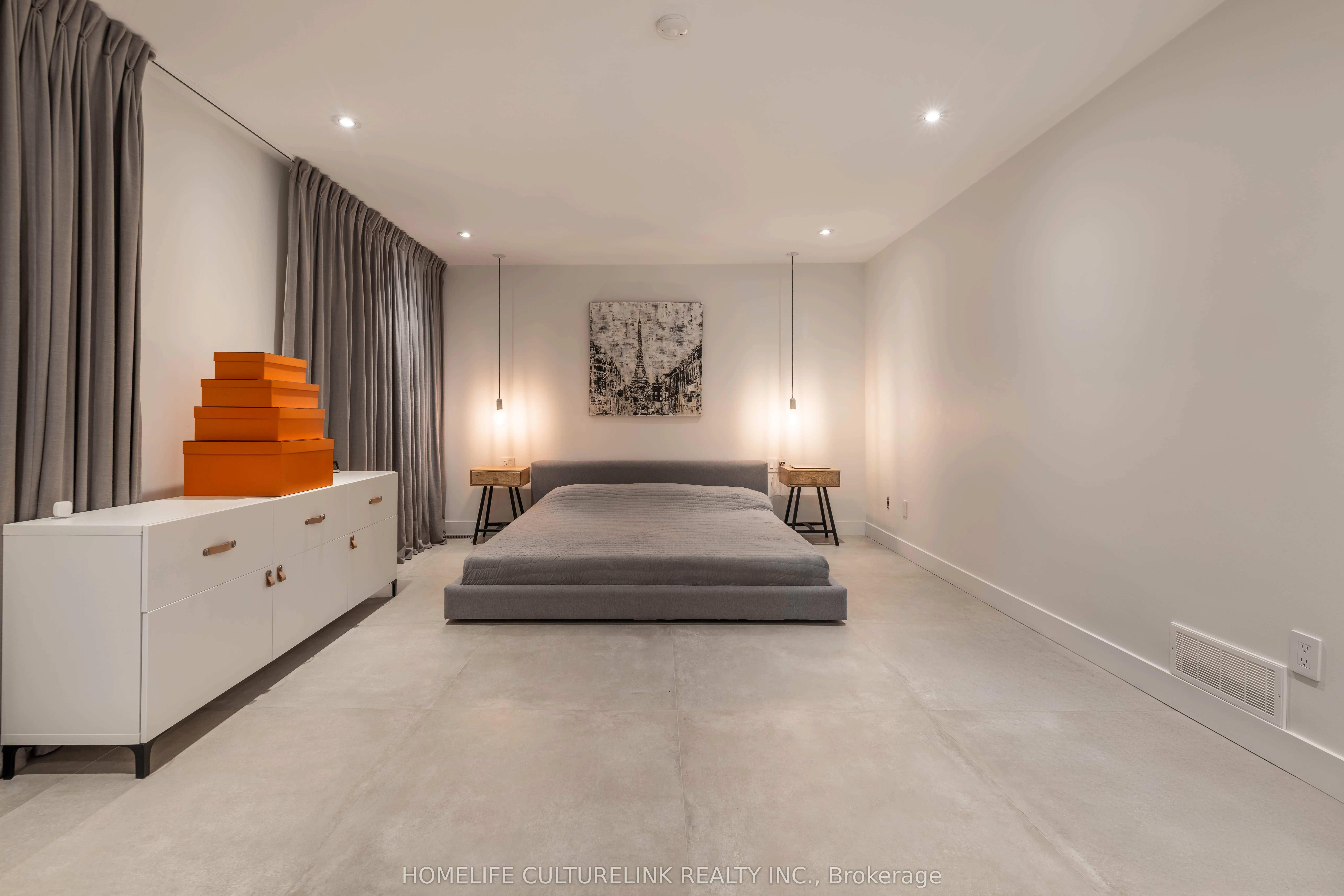15 Salonica Road