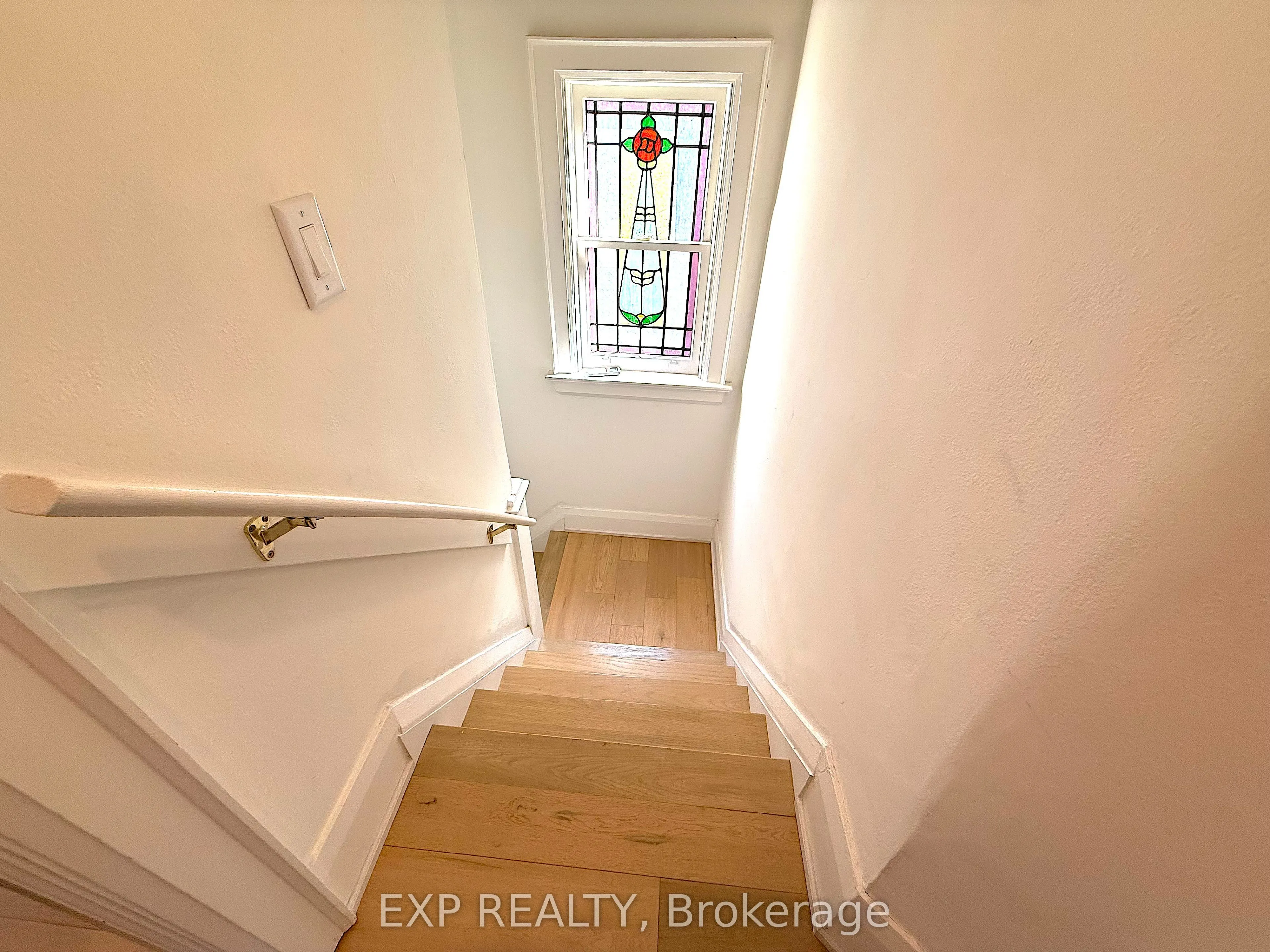 28 Maxwell Avenue