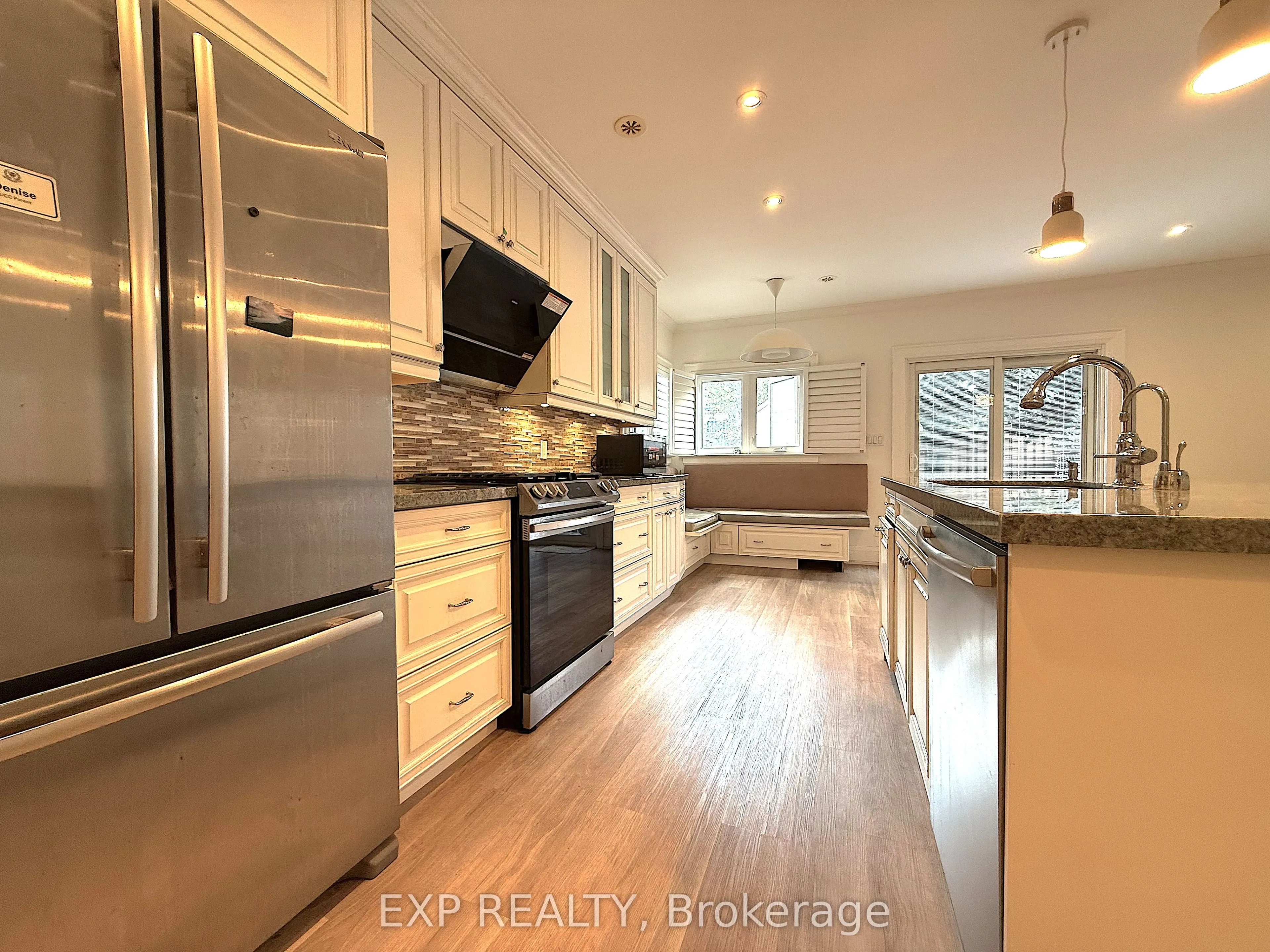 28 Maxwell Avenue