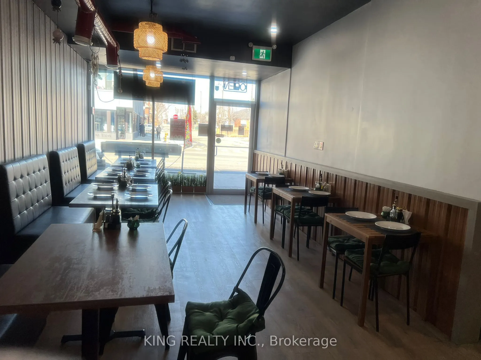 1637 Eglinton Avenue W