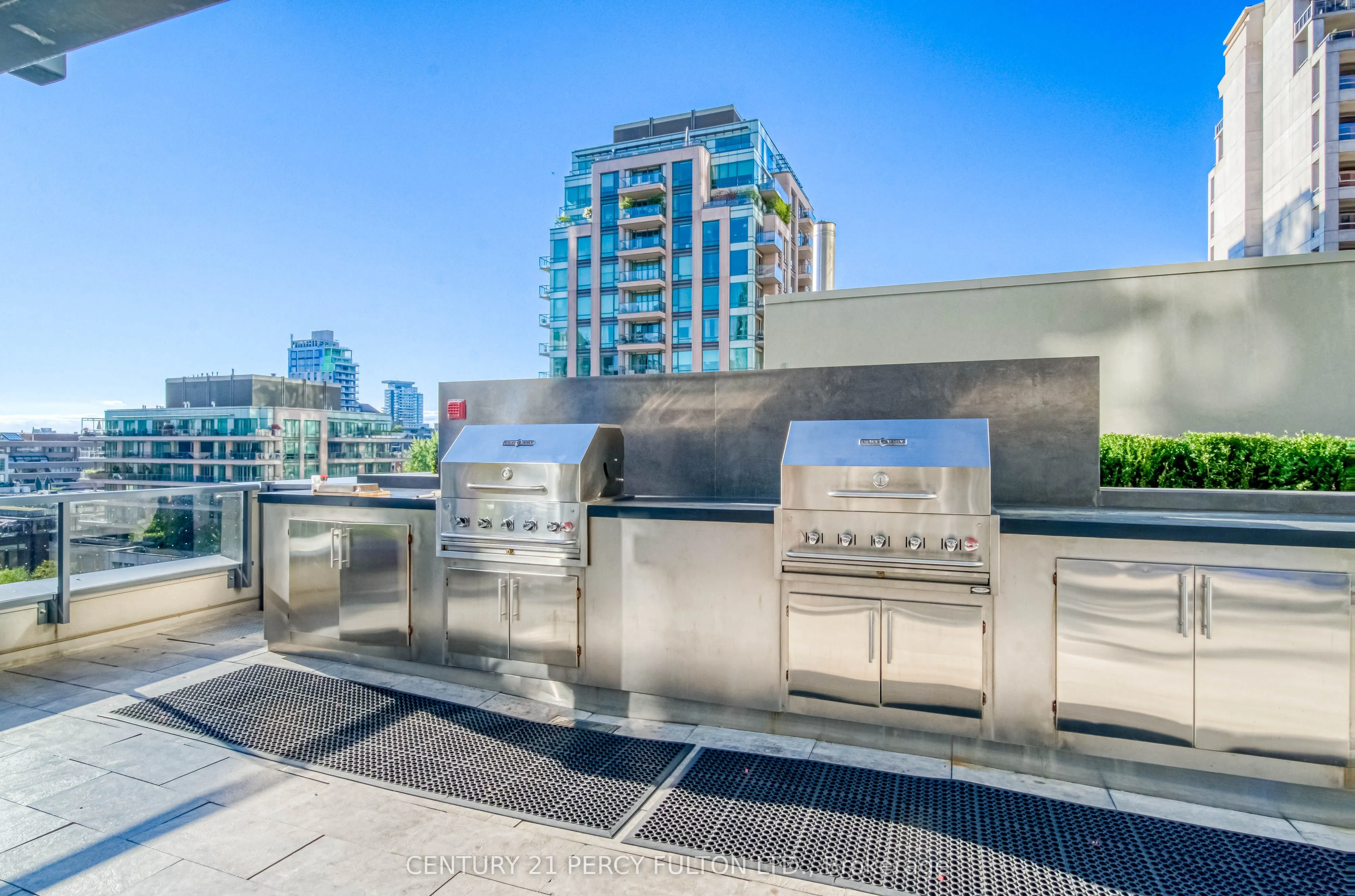 88 Cumberland Street, #904