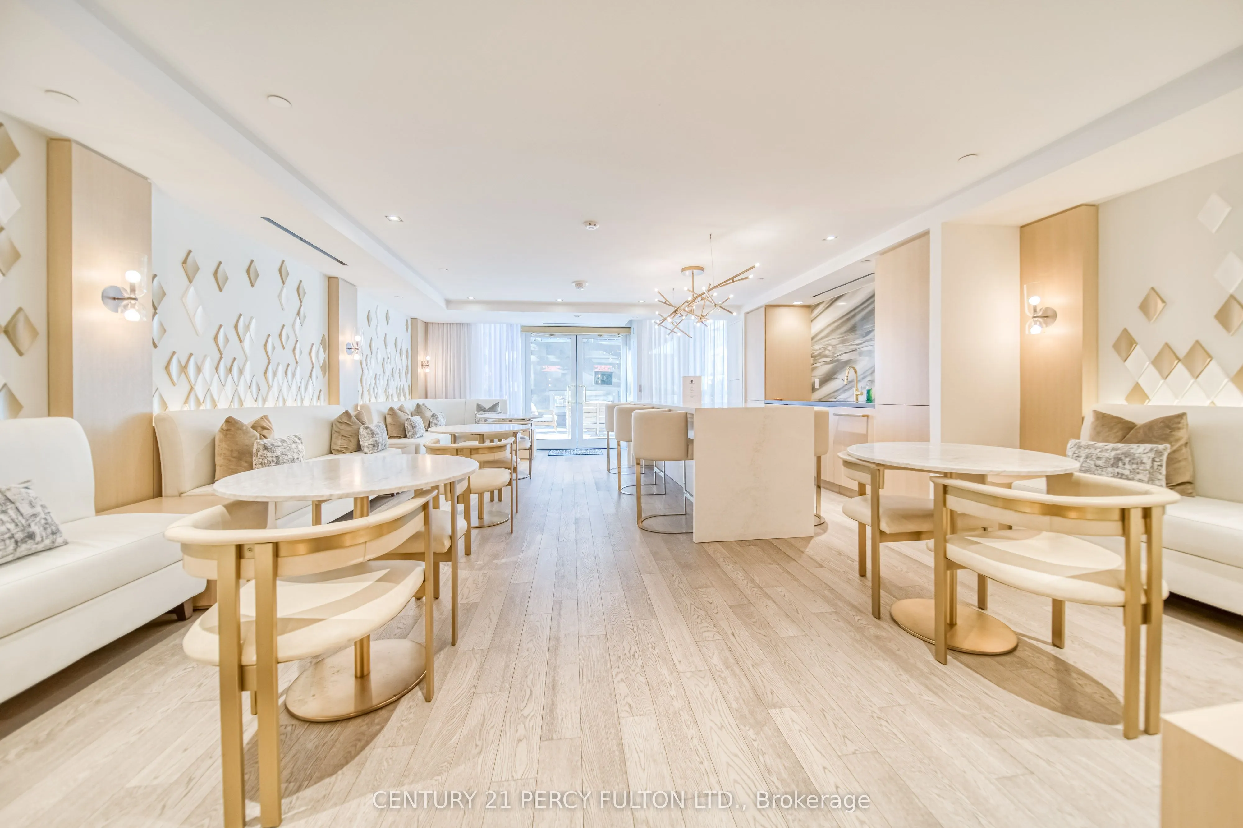 88 Cumberland Street, #904