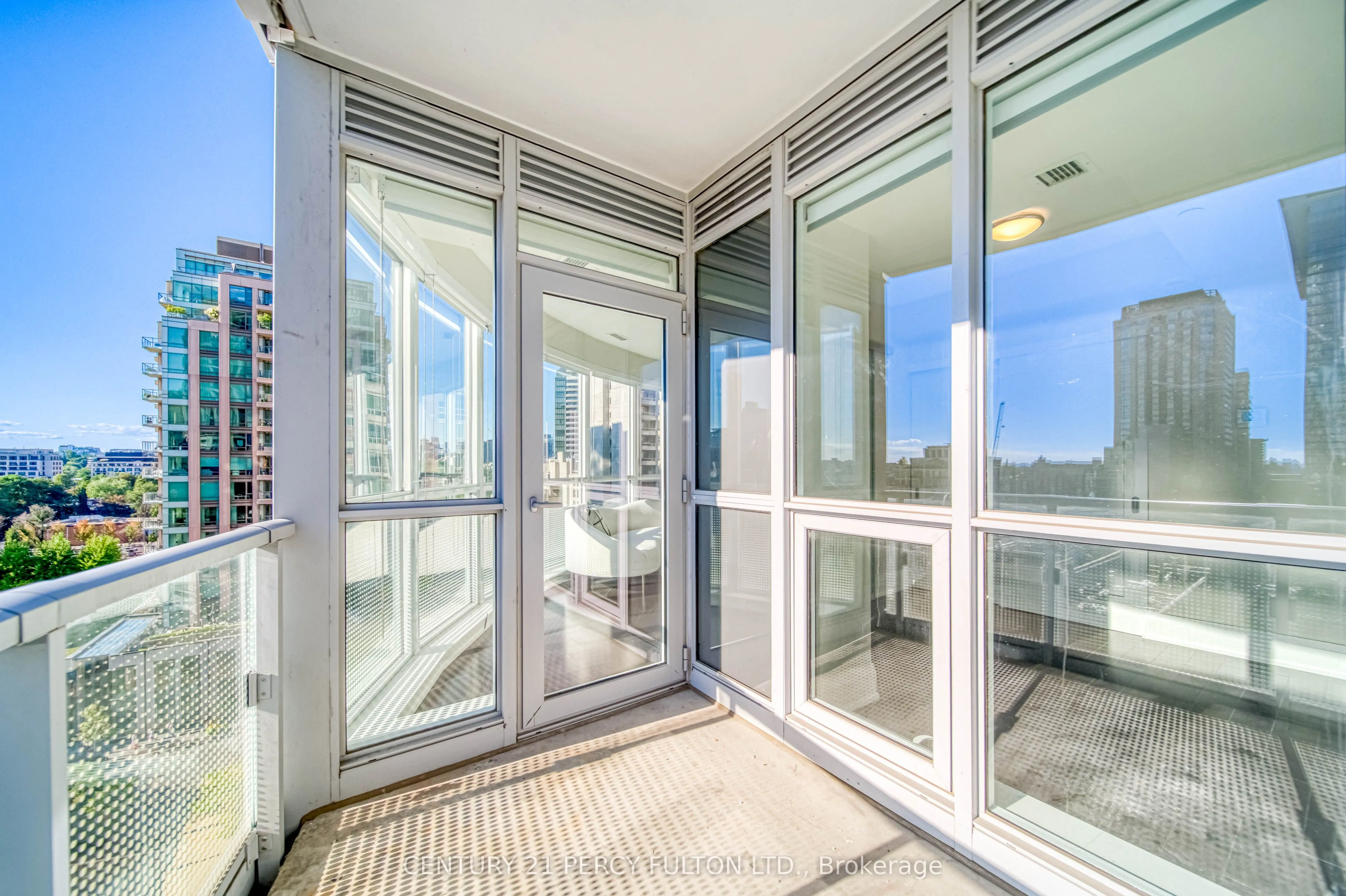 88 Cumberland Street, #904