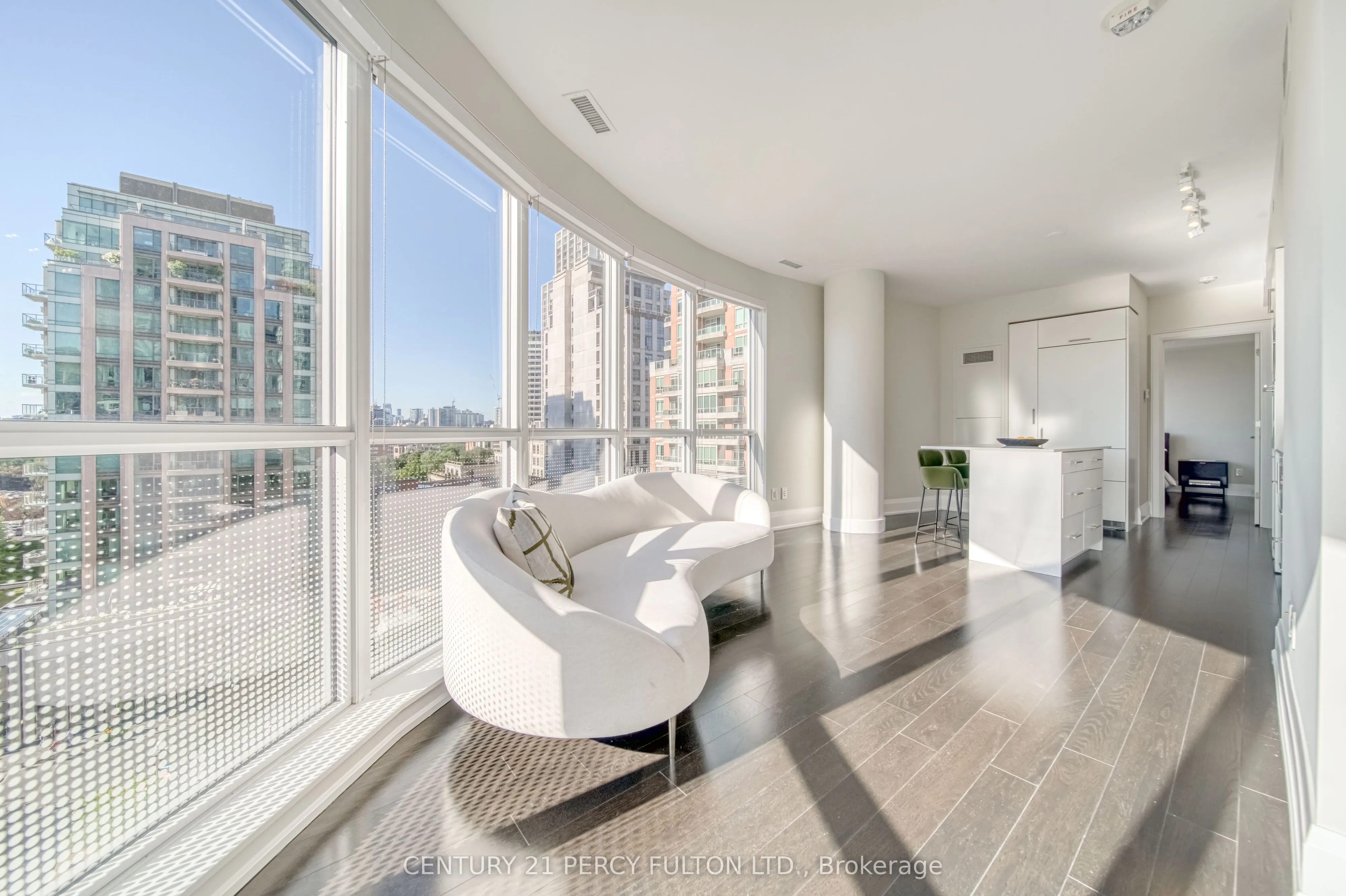 88 Cumberland Street, #904